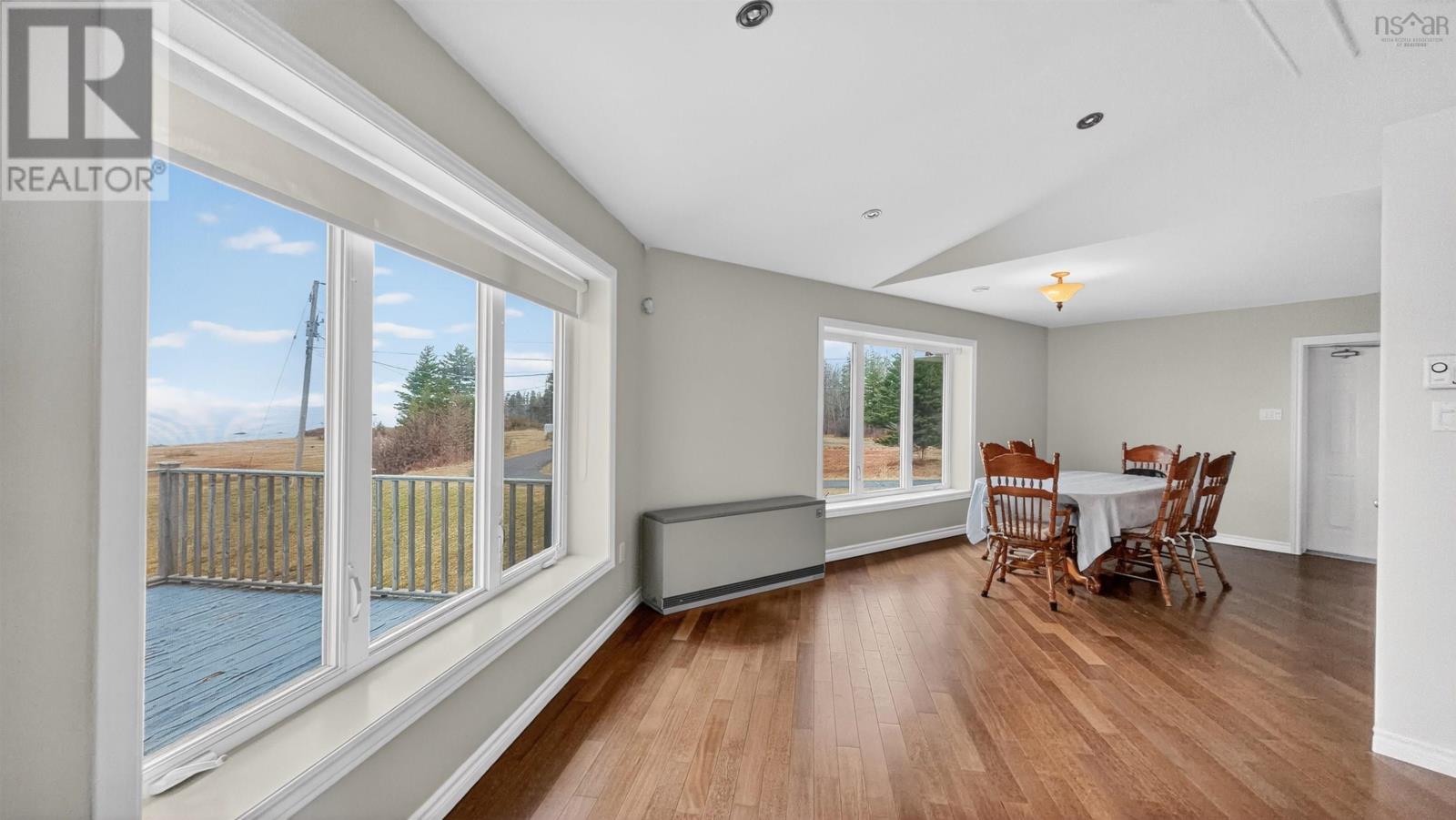 Property 19 of 47 of 3599 Highway 19