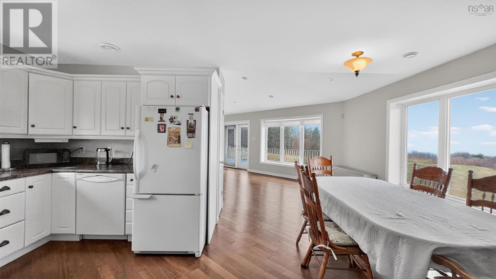 Property 18 of 47 of 3599 Highway 19