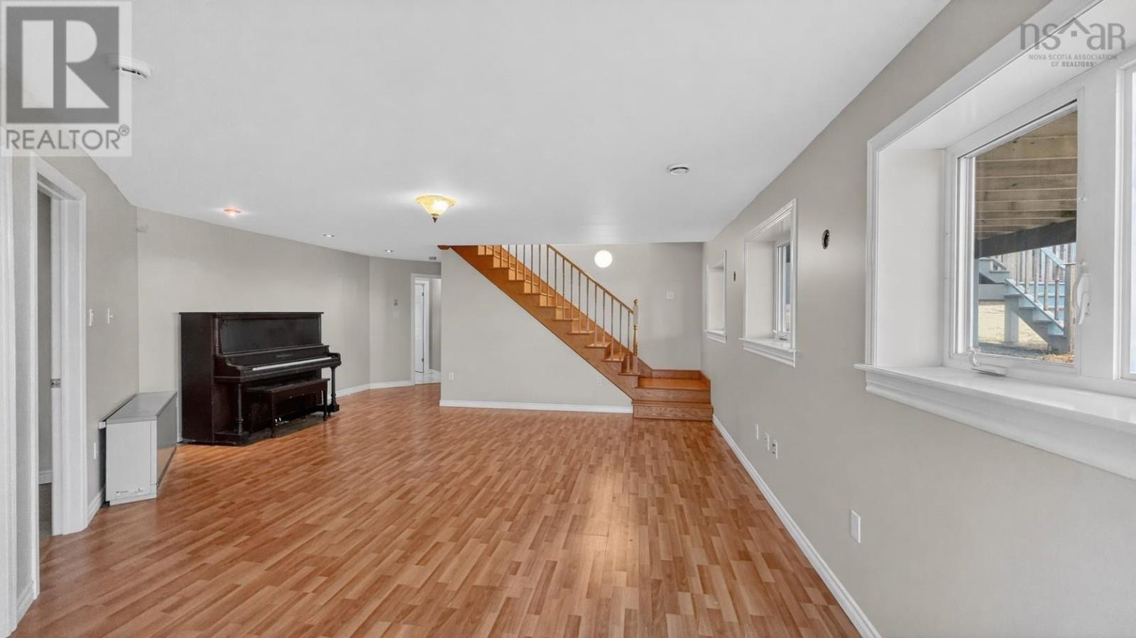 Property 20 of 47 of 3599 Highway 19