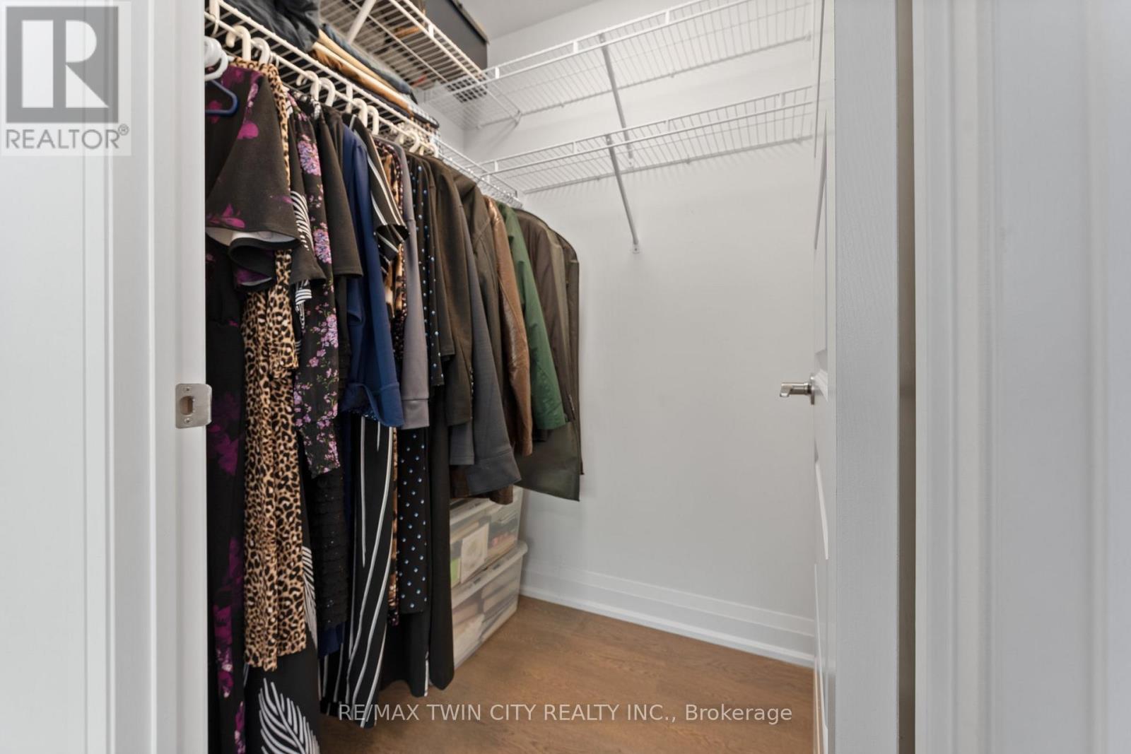 #209 88 GIBSON STREET - 18