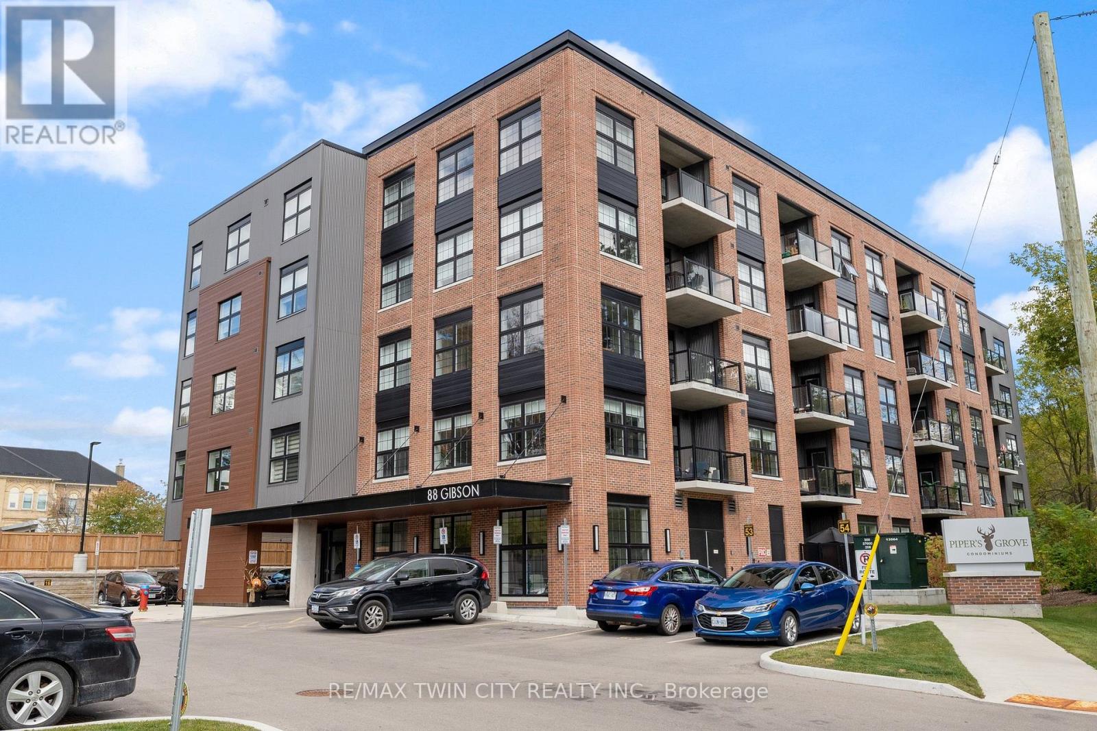 #209 88 GIBSON STREET - 29