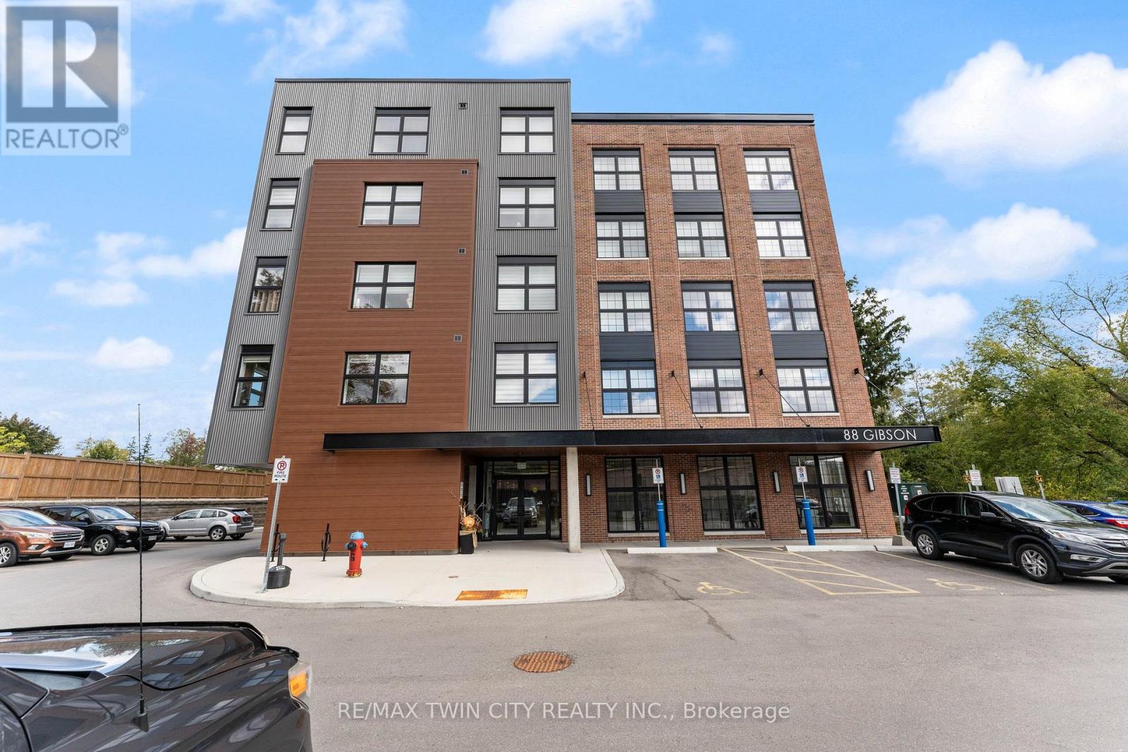 #209 88 GIBSON STREET - 30