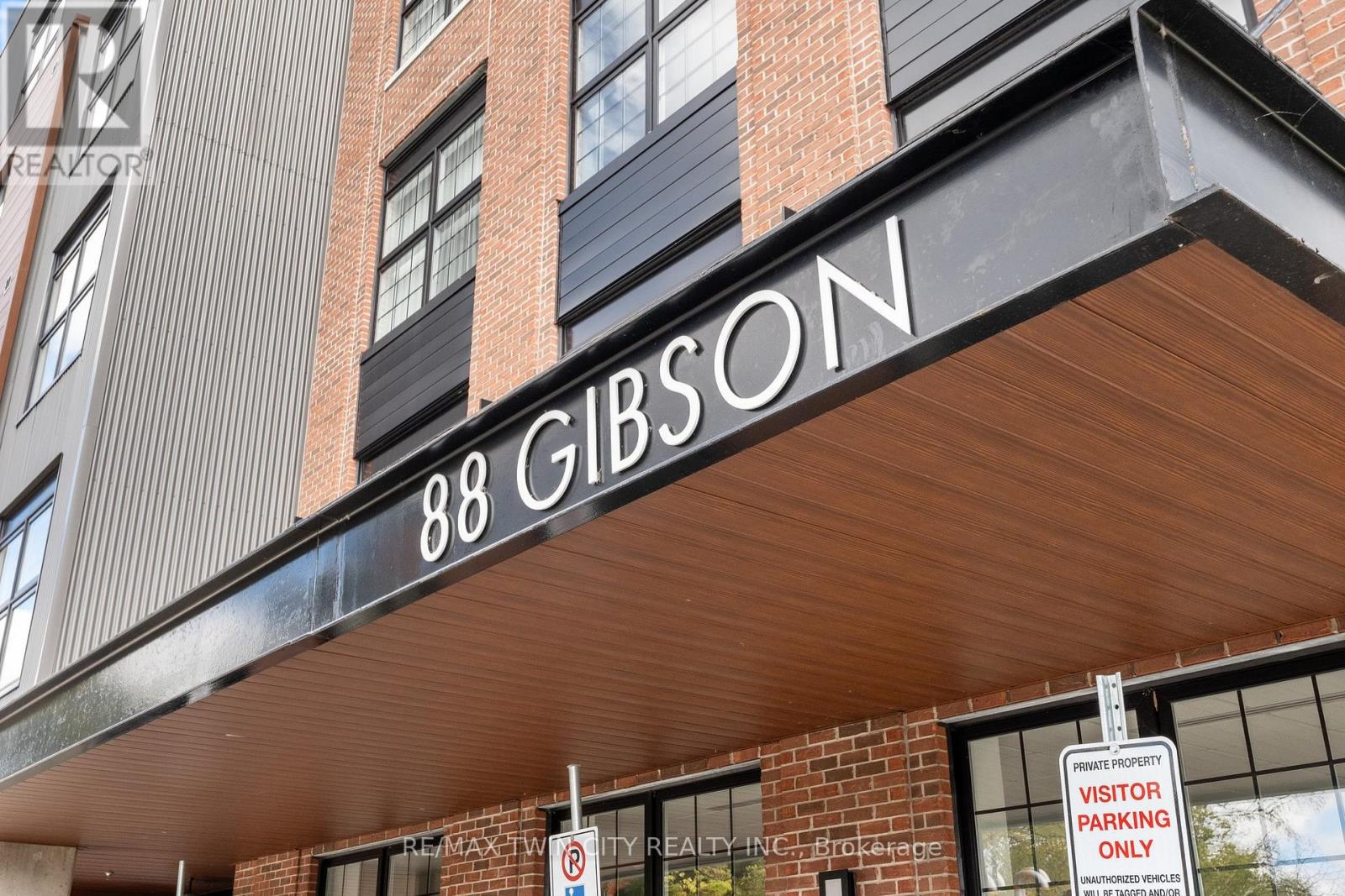#209 88 GIBSON STREET - 32