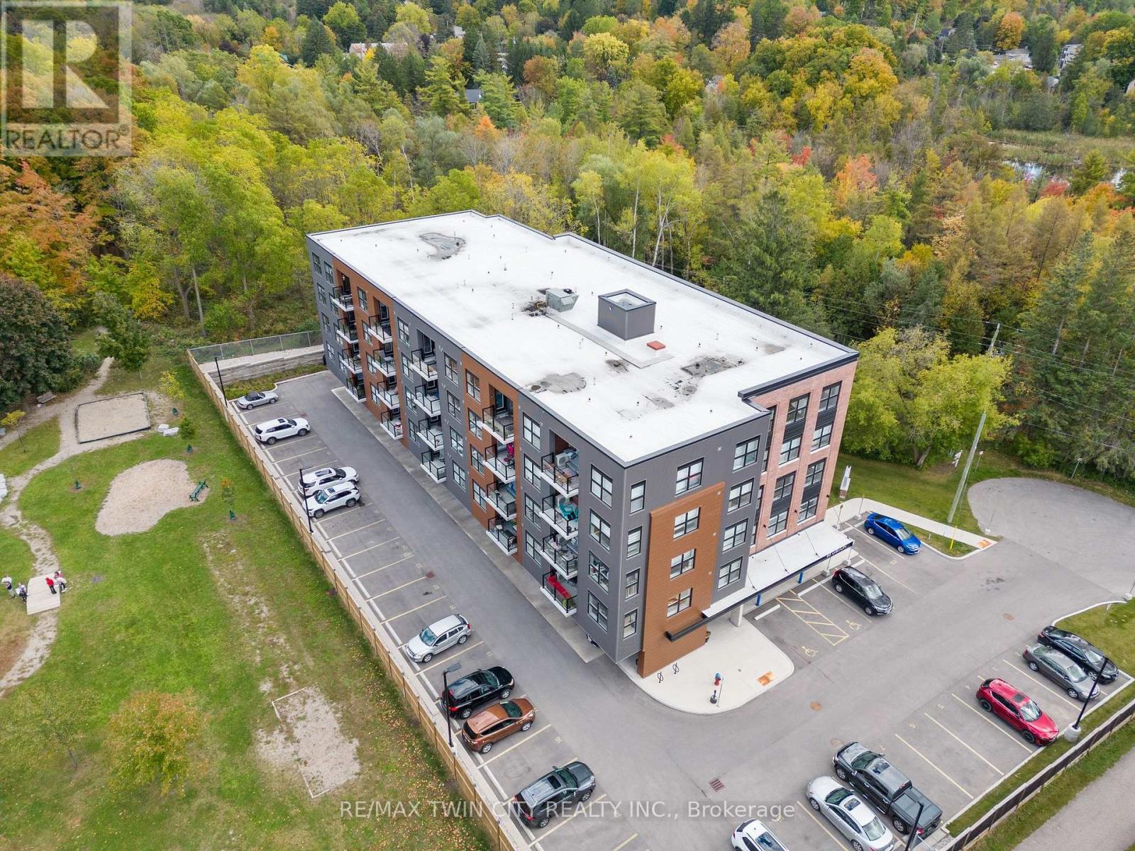 #209 88 GIBSON STREET - 34