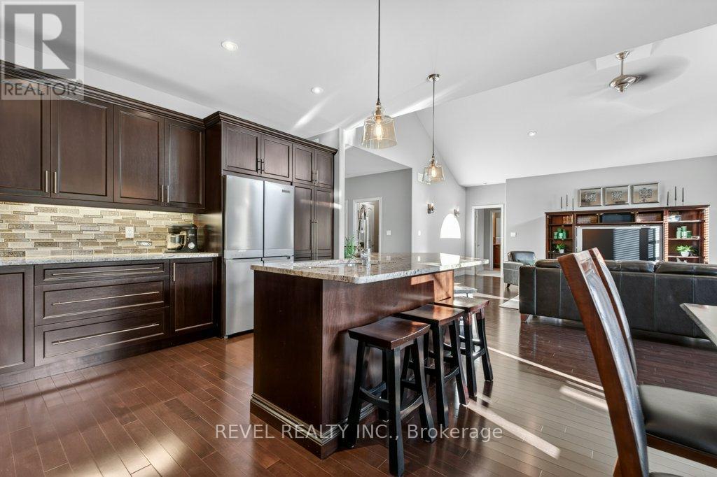 26 SCENIC DRIVE - 14