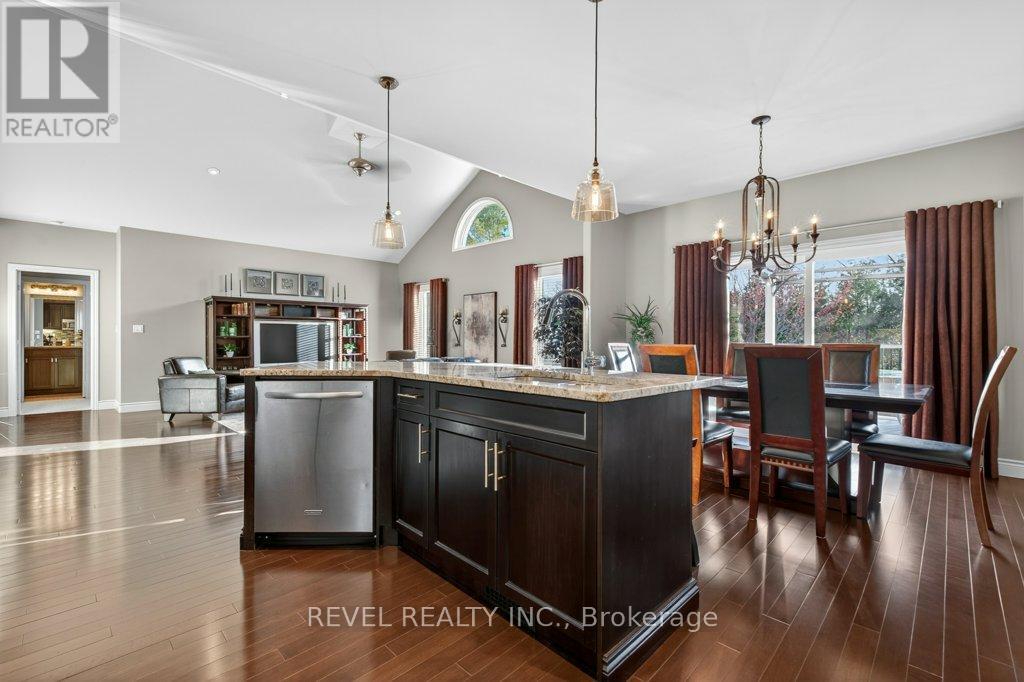 26 SCENIC DRIVE - 17