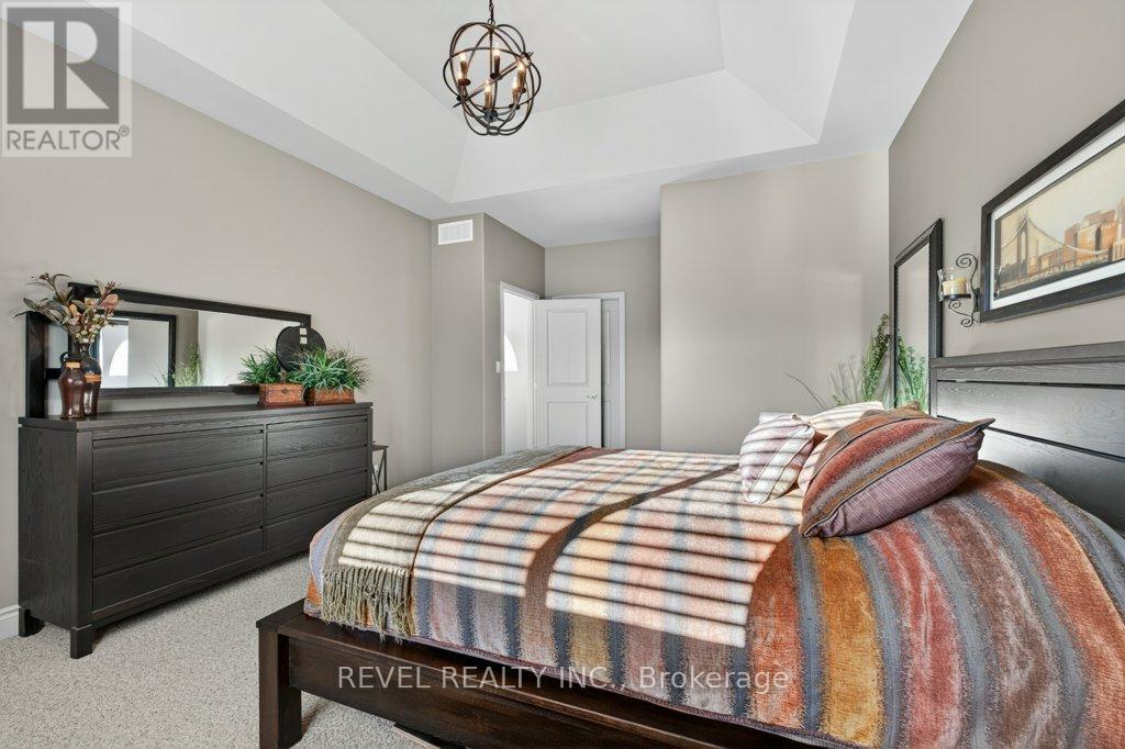 26 SCENIC DRIVE - 20