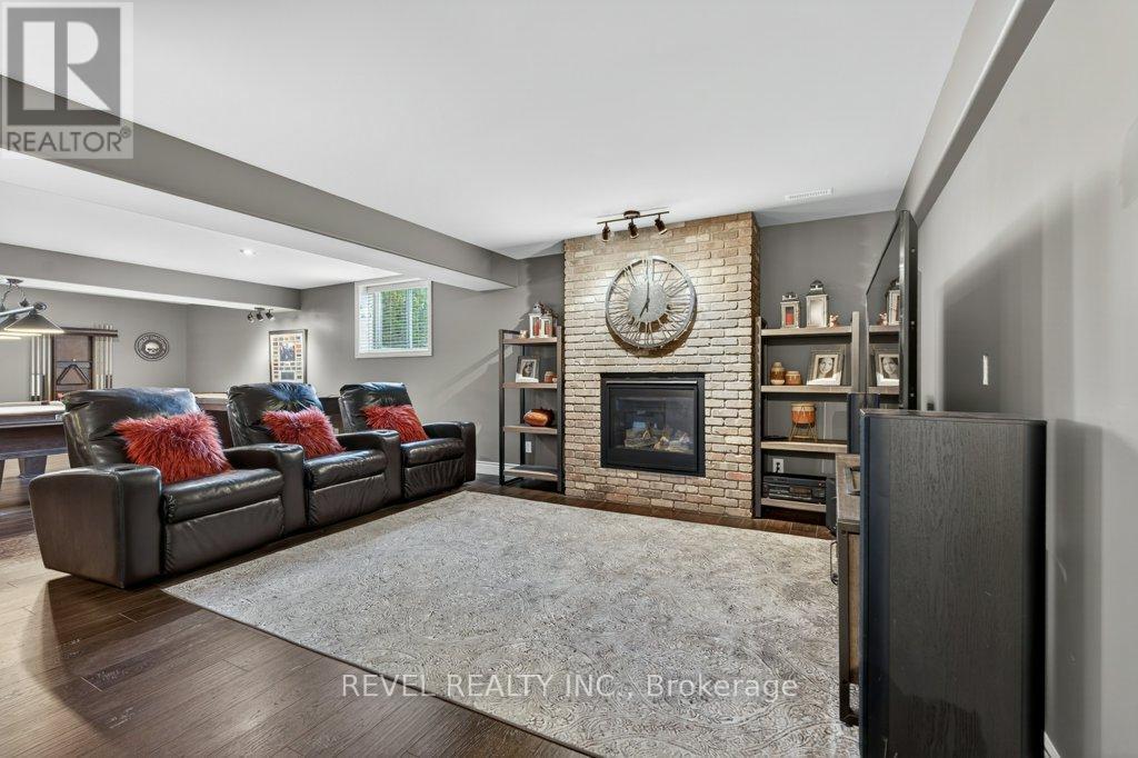 26 SCENIC DRIVE - 26