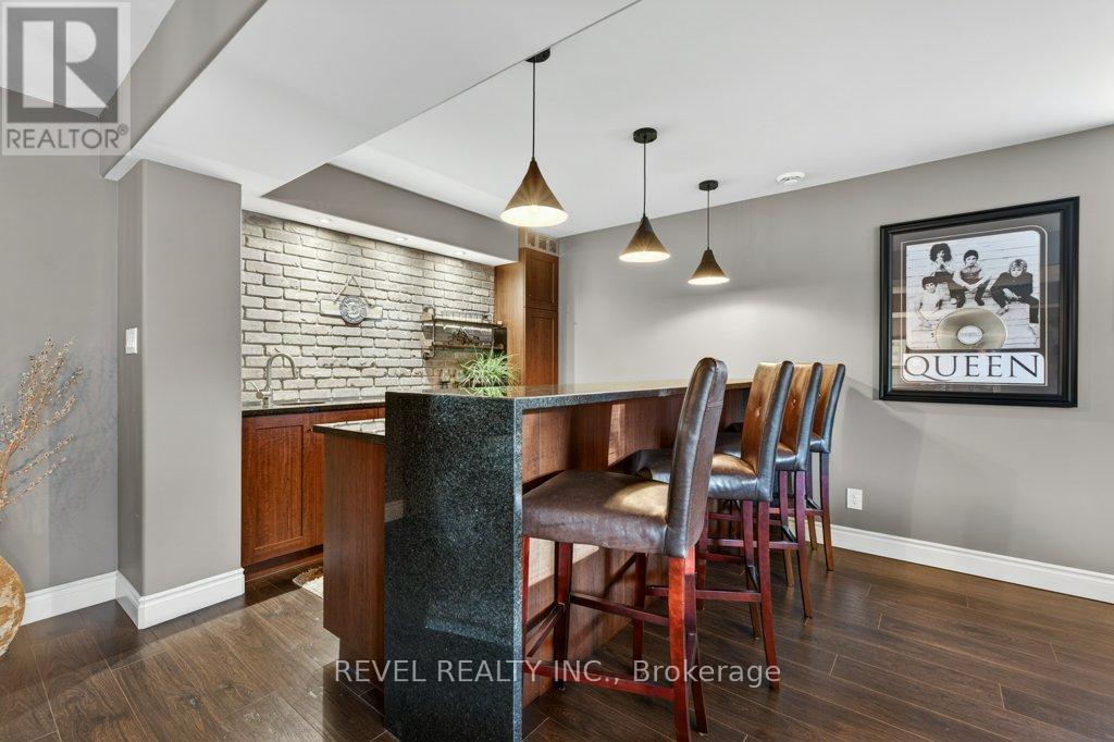 26 SCENIC DRIVE - 34