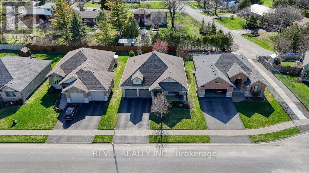 26 SCENIC DRIVE - 45