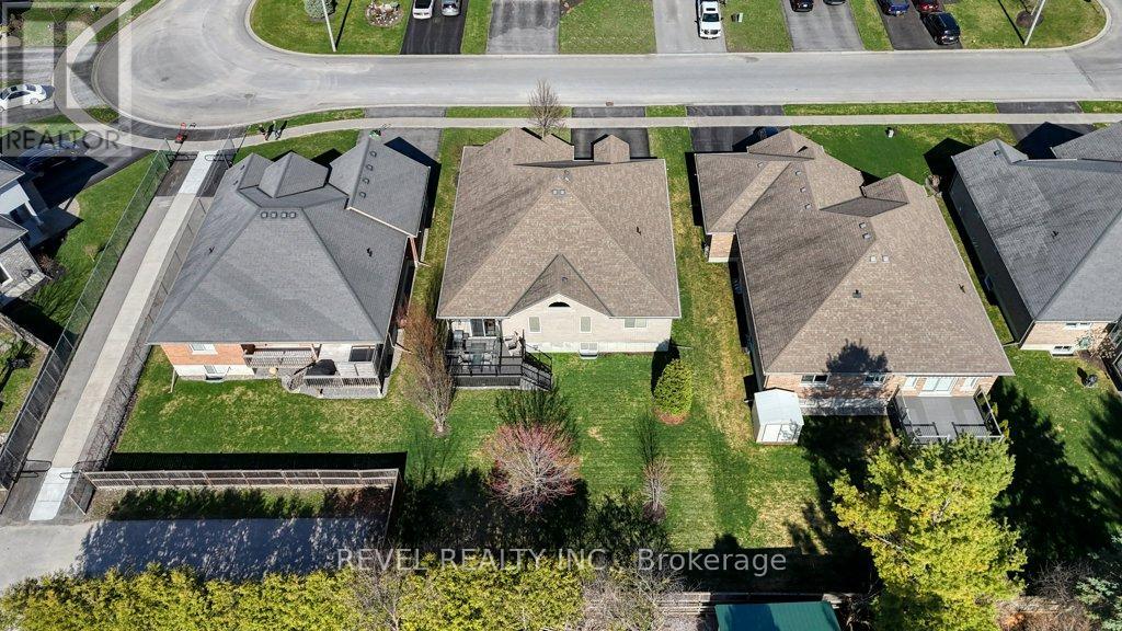 26 SCENIC DRIVE - 48