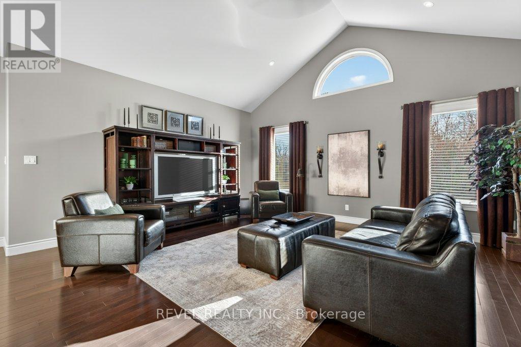 26 SCENIC DRIVE - 7