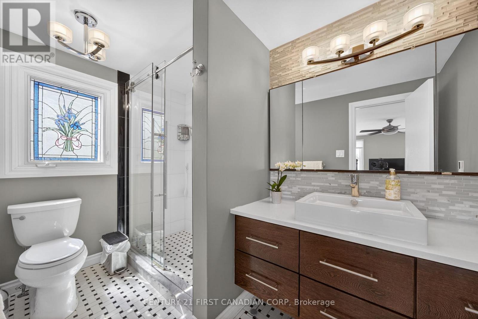 83 GUILDFORD CRESCENT - 25