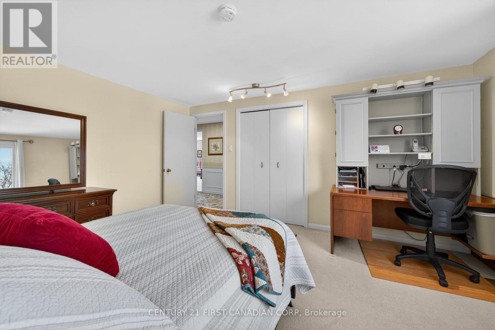 83 GUILDFORD CRESCENT - 29