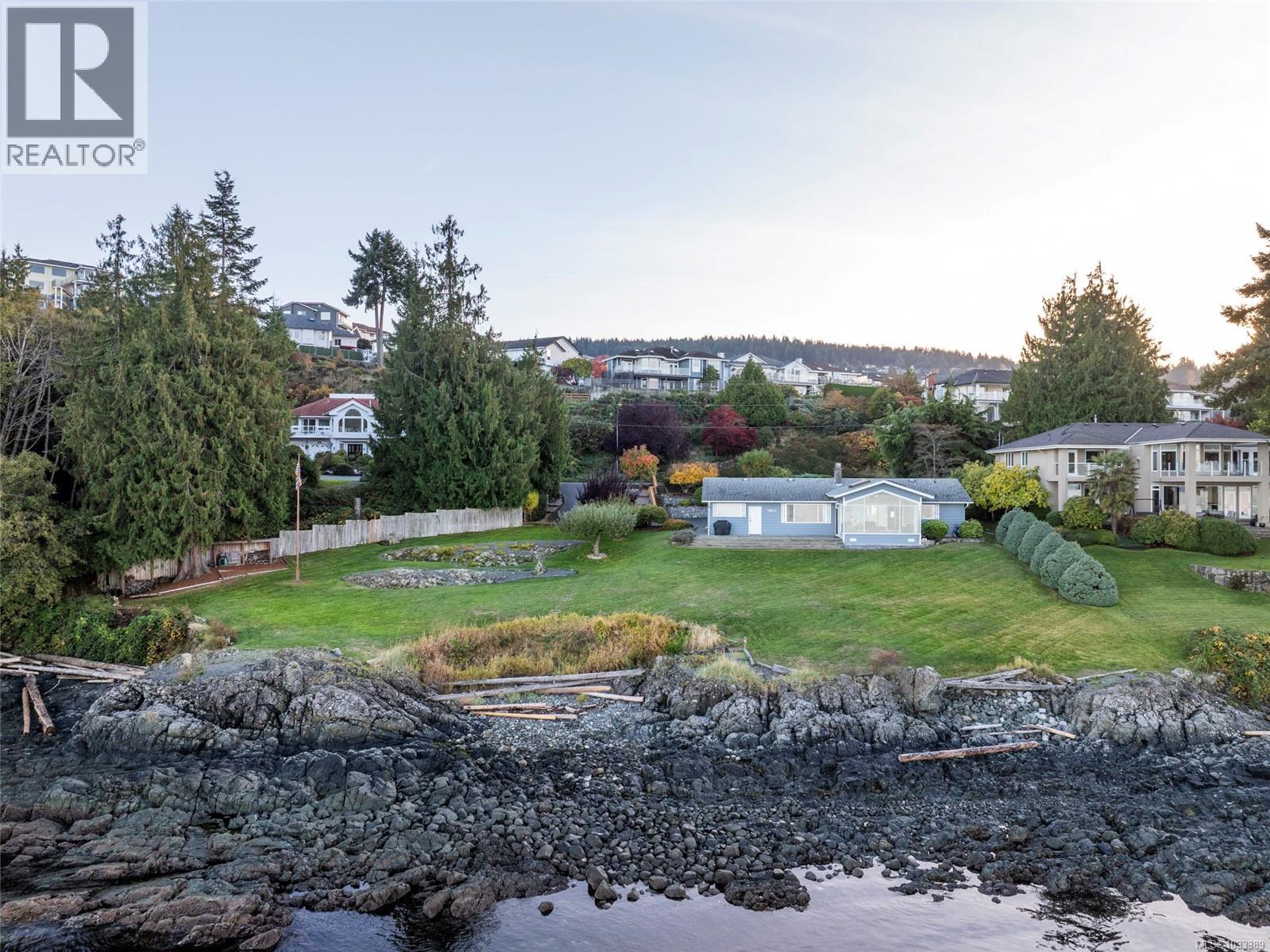 5020/5010 Fillinger Cres - 16