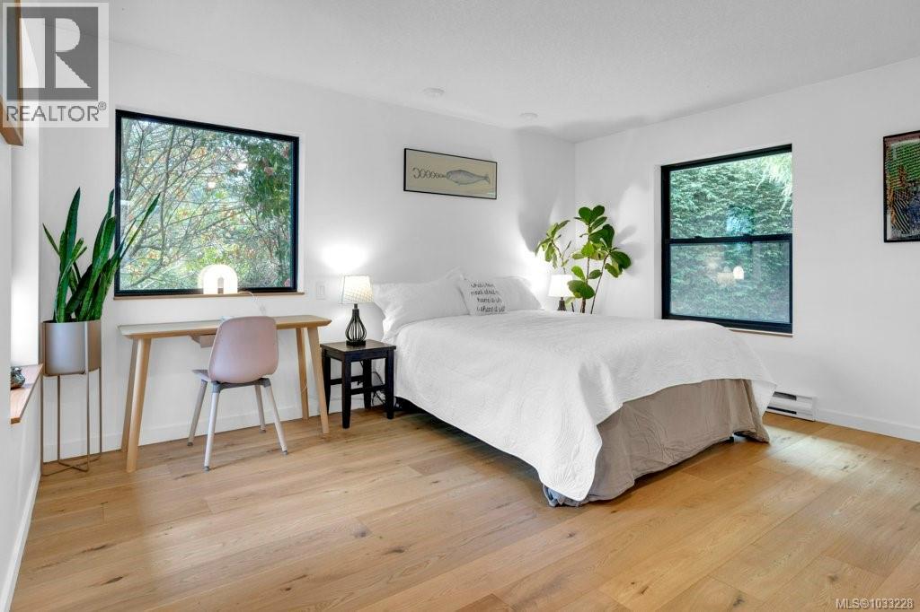 3271 Dolphin Dr - 25