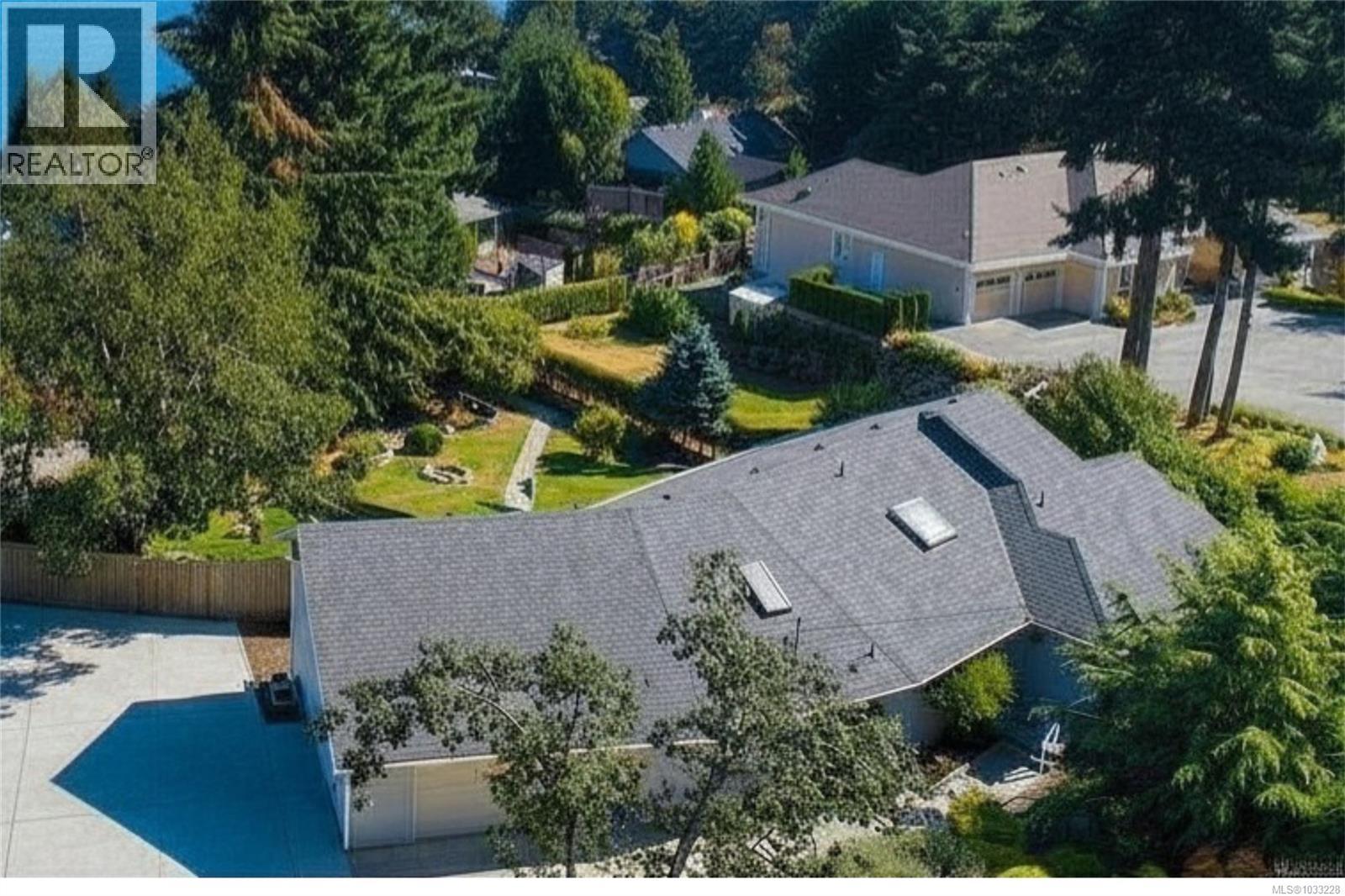 3271 Dolphin Dr - 38