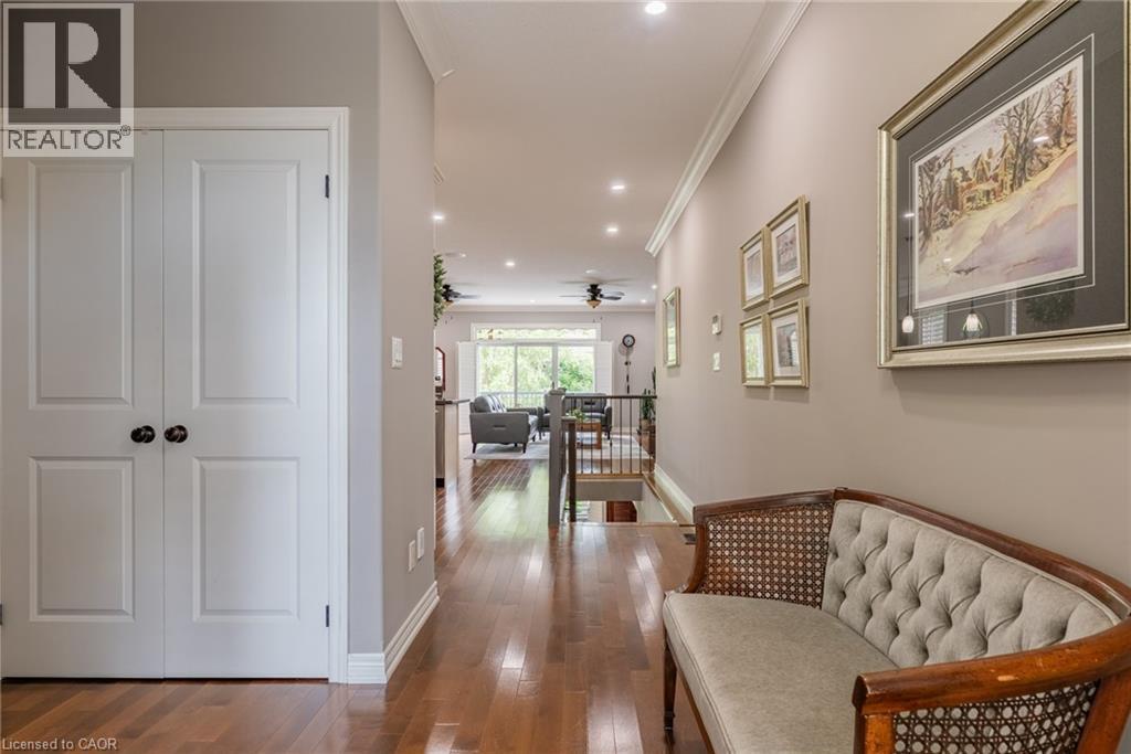 13 IRON BRIDGE Court, Caledonia, Ontario, N3W0A4 — Photo 4