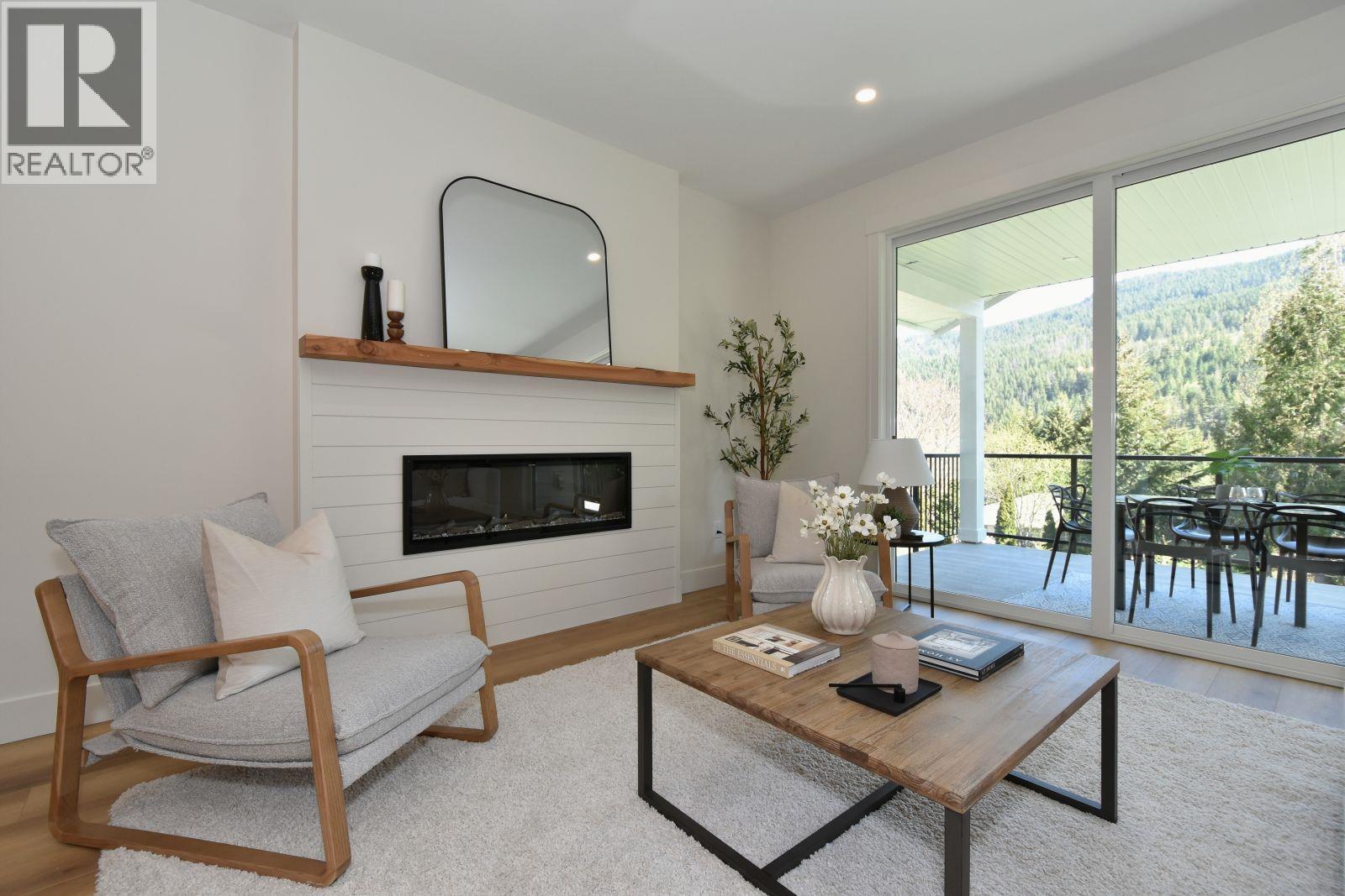 2799 Mountview Drive - 8