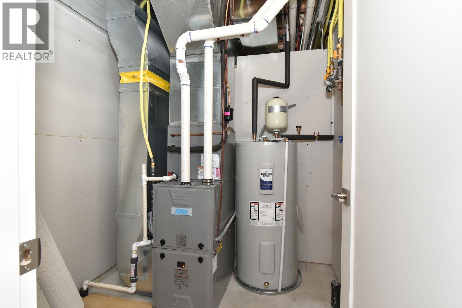 2799 Mountview Drive - 39