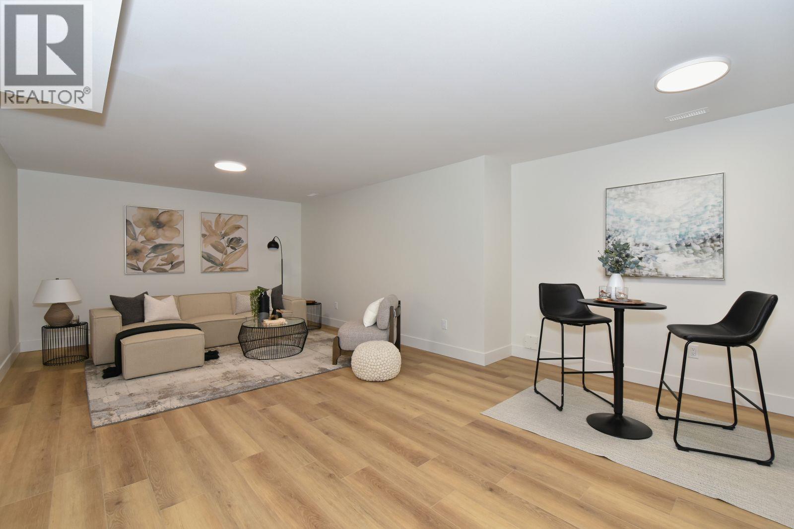 2799 Mountview Drive - 35