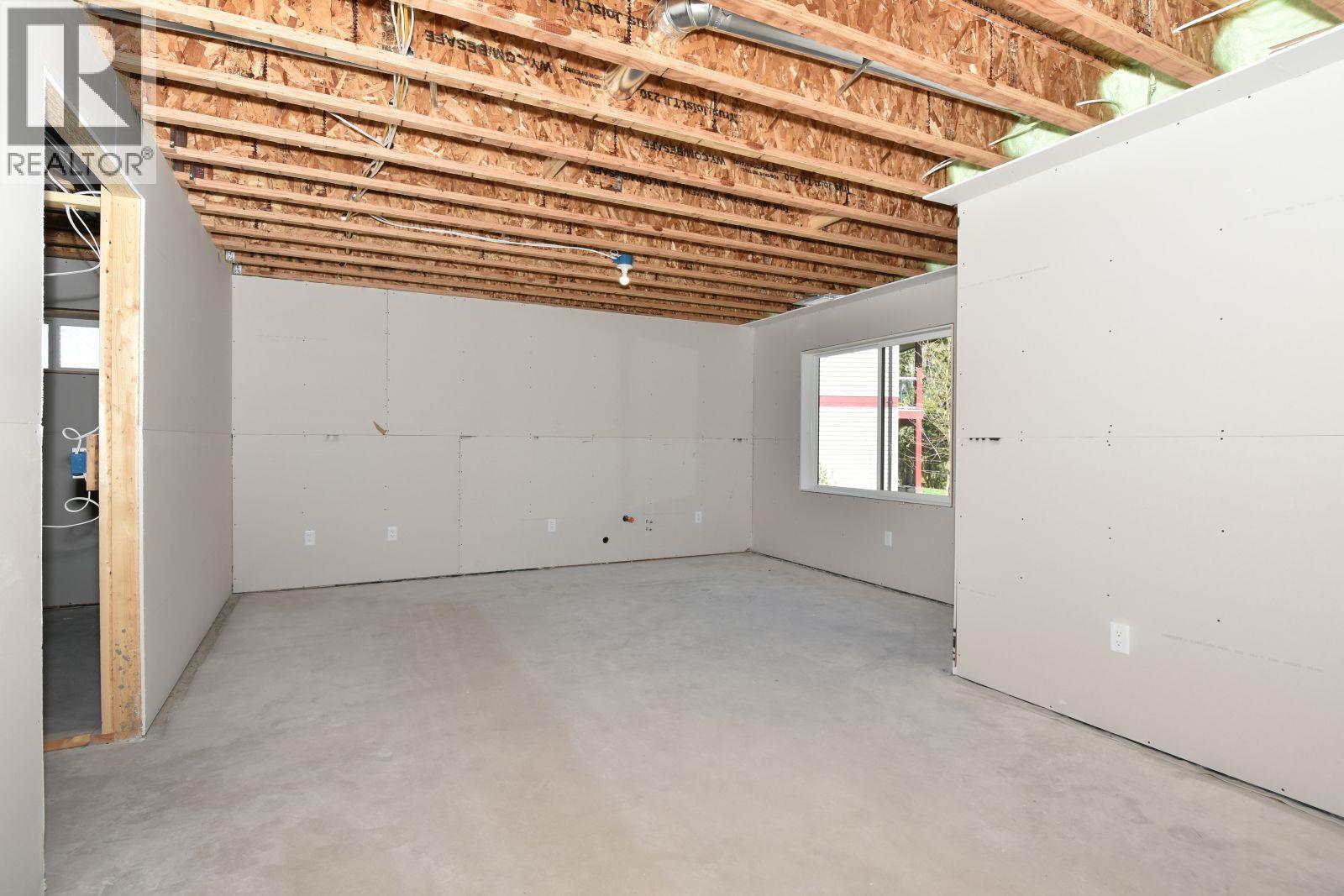 2799 Mountview Drive - 40