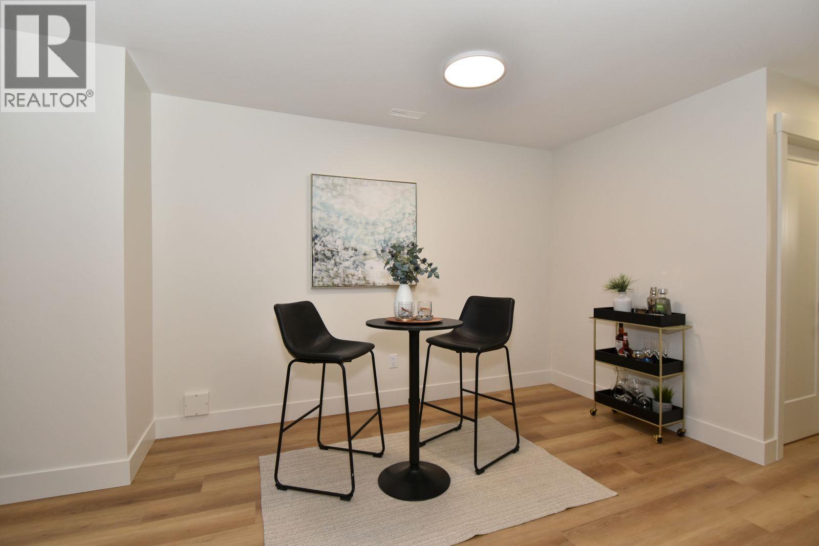 2799 Mountview Drive - 36