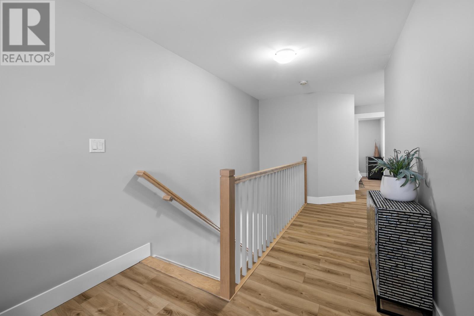 40 Woodhouse Court — photo 26