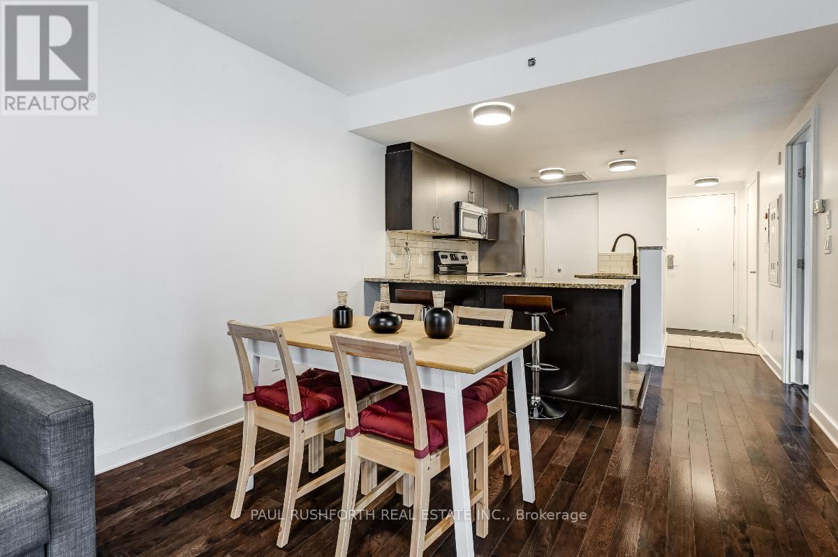 Dining Room/ Kitchen