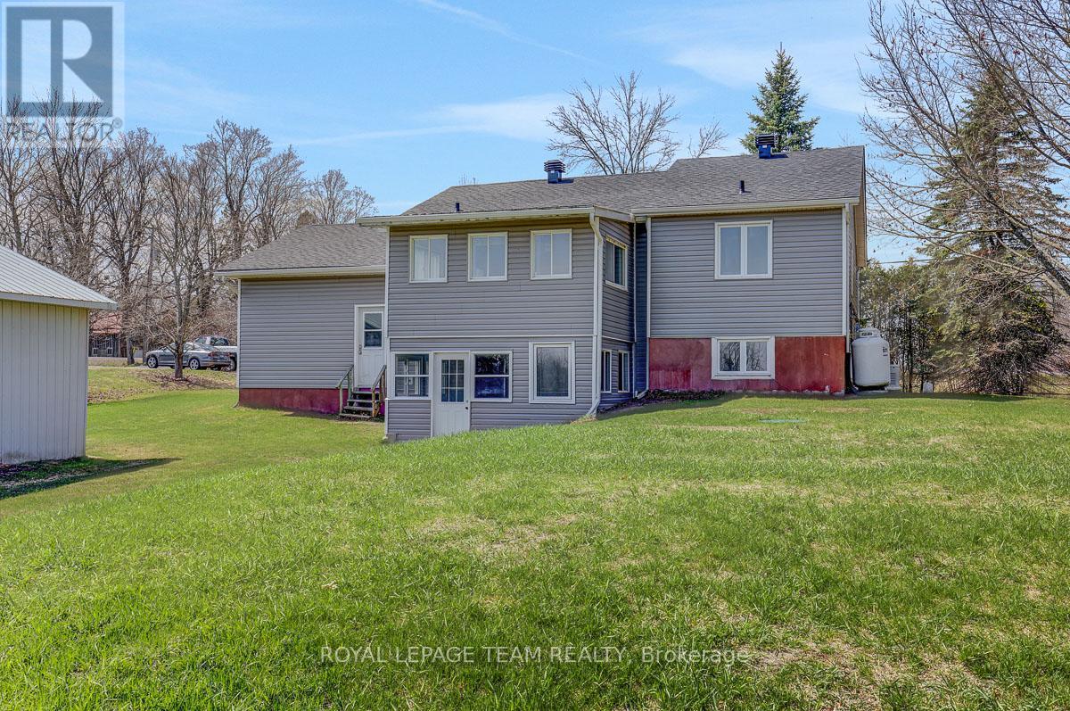 8055 COUNTY RD. 44 ROAD, Edwardsburgh/Cardinal, Ontario, K0E1X0 — Photo 44
