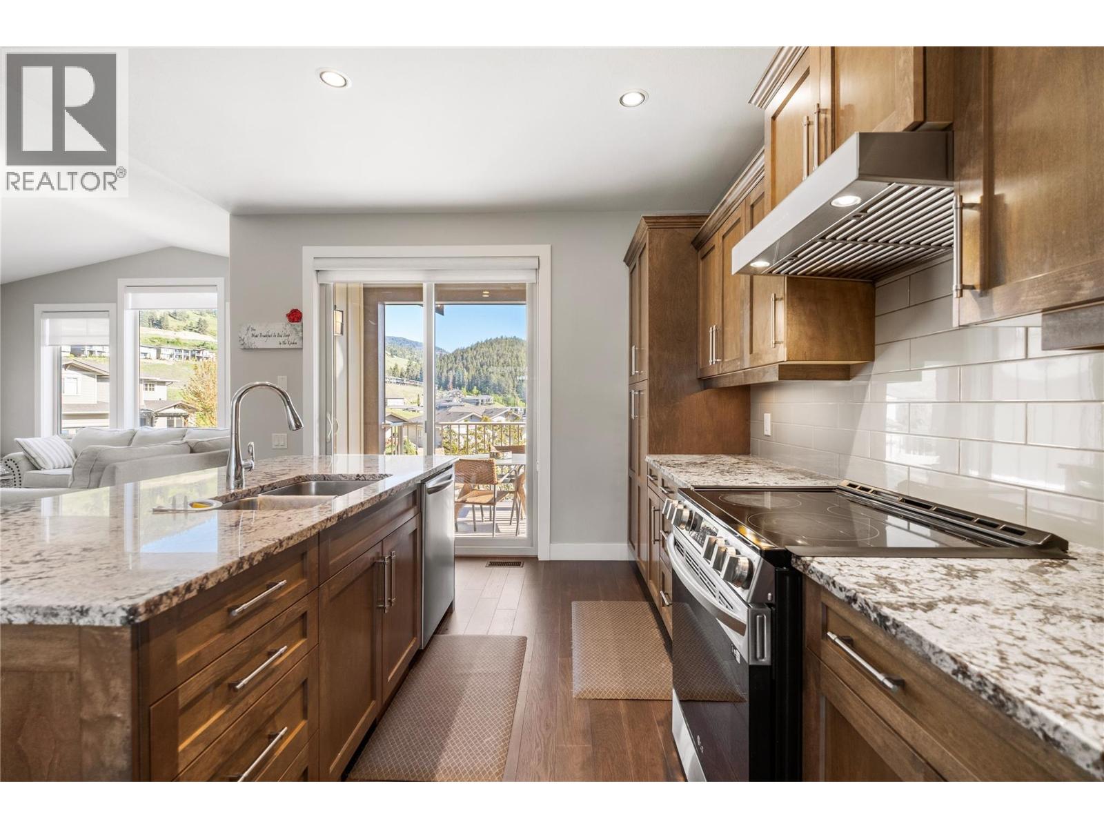 1852 Split Rail Place, Kelowna