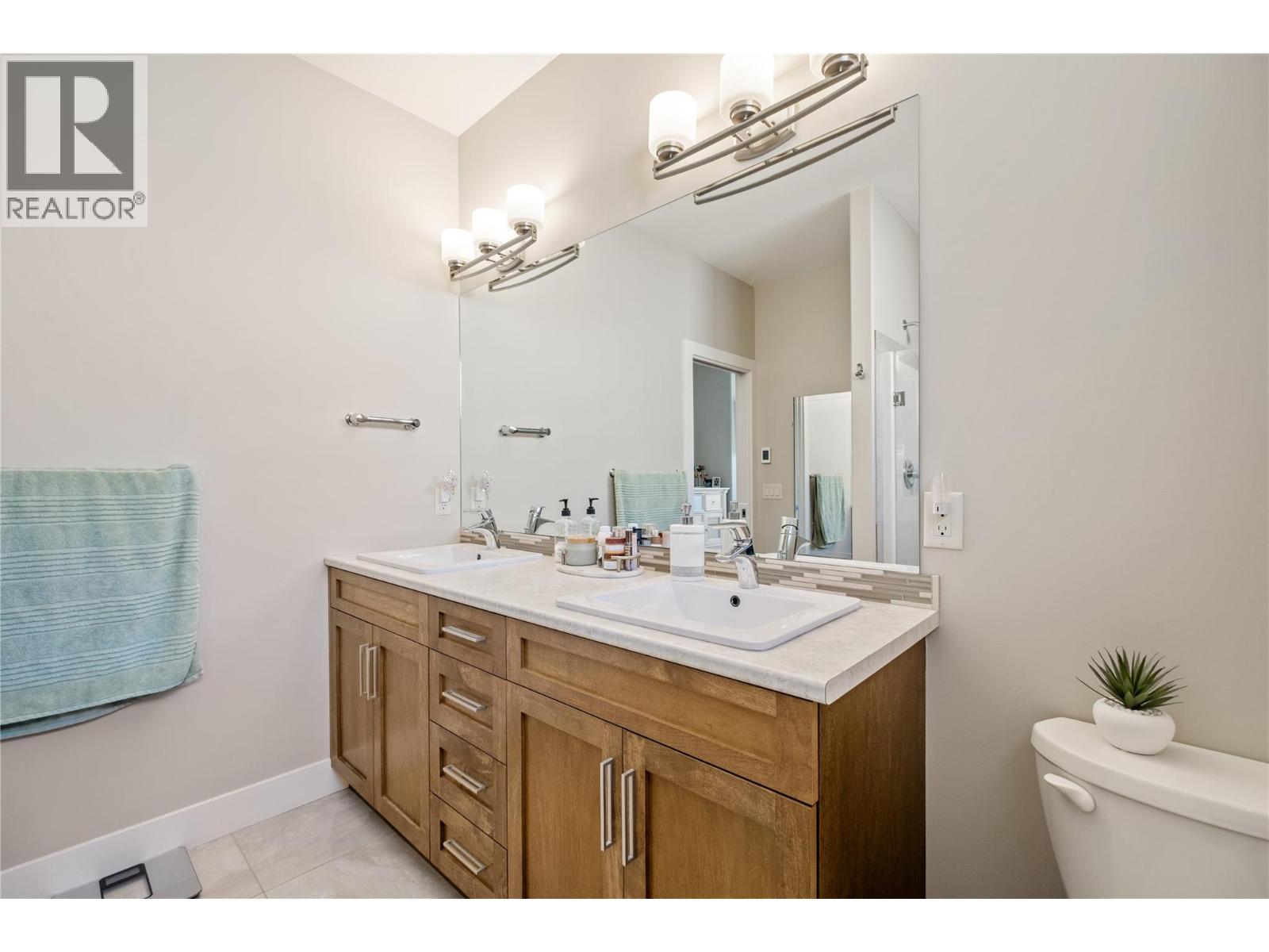 1852 Split Rail Place, Kelowna