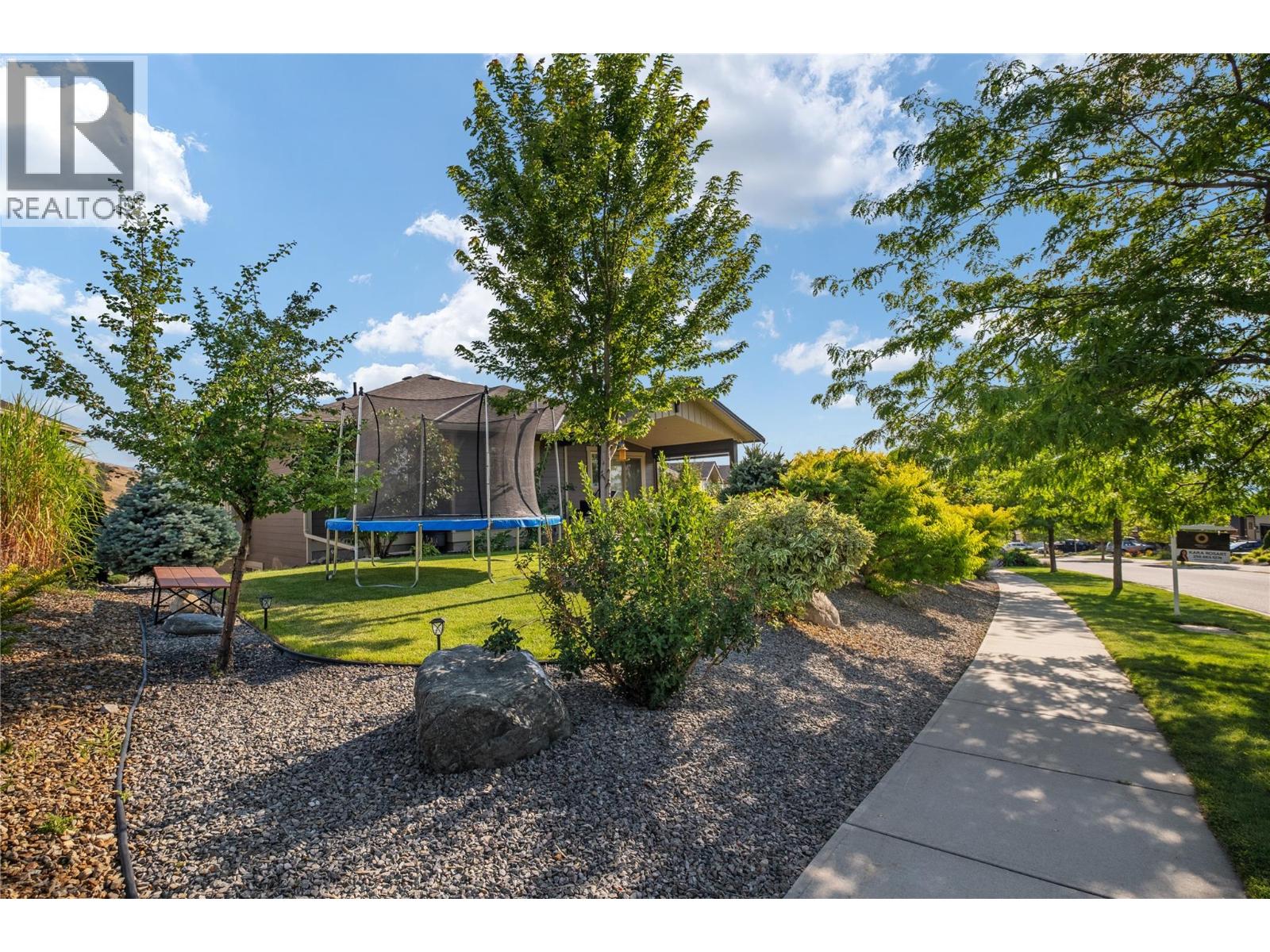 1852 Split Rail Place, Kelowna