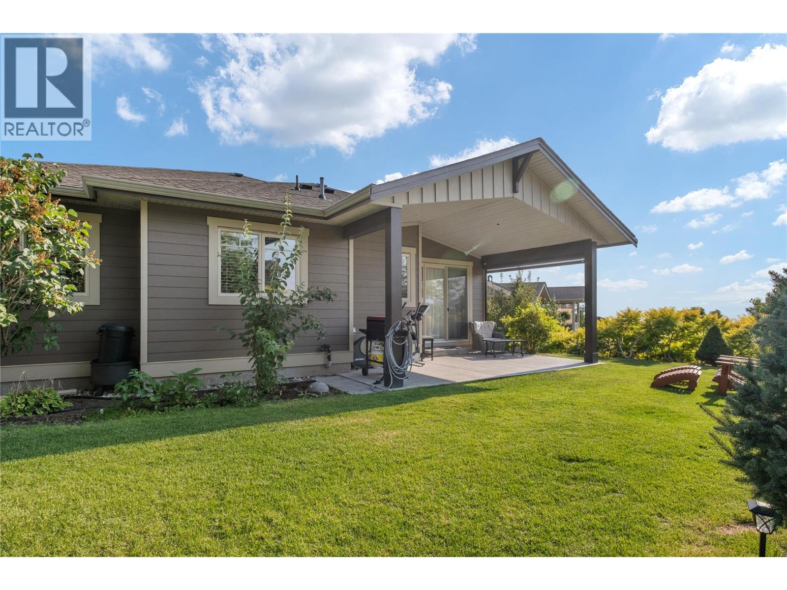 1852 Split Rail Place, Kelowna