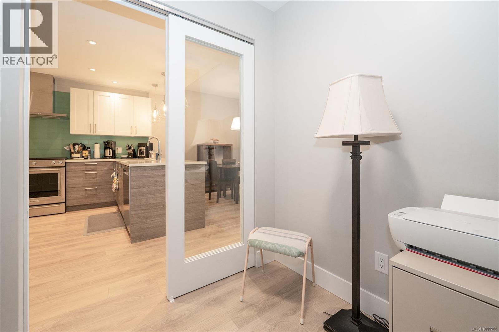 207 1820 Maple Avenue South, Sooke