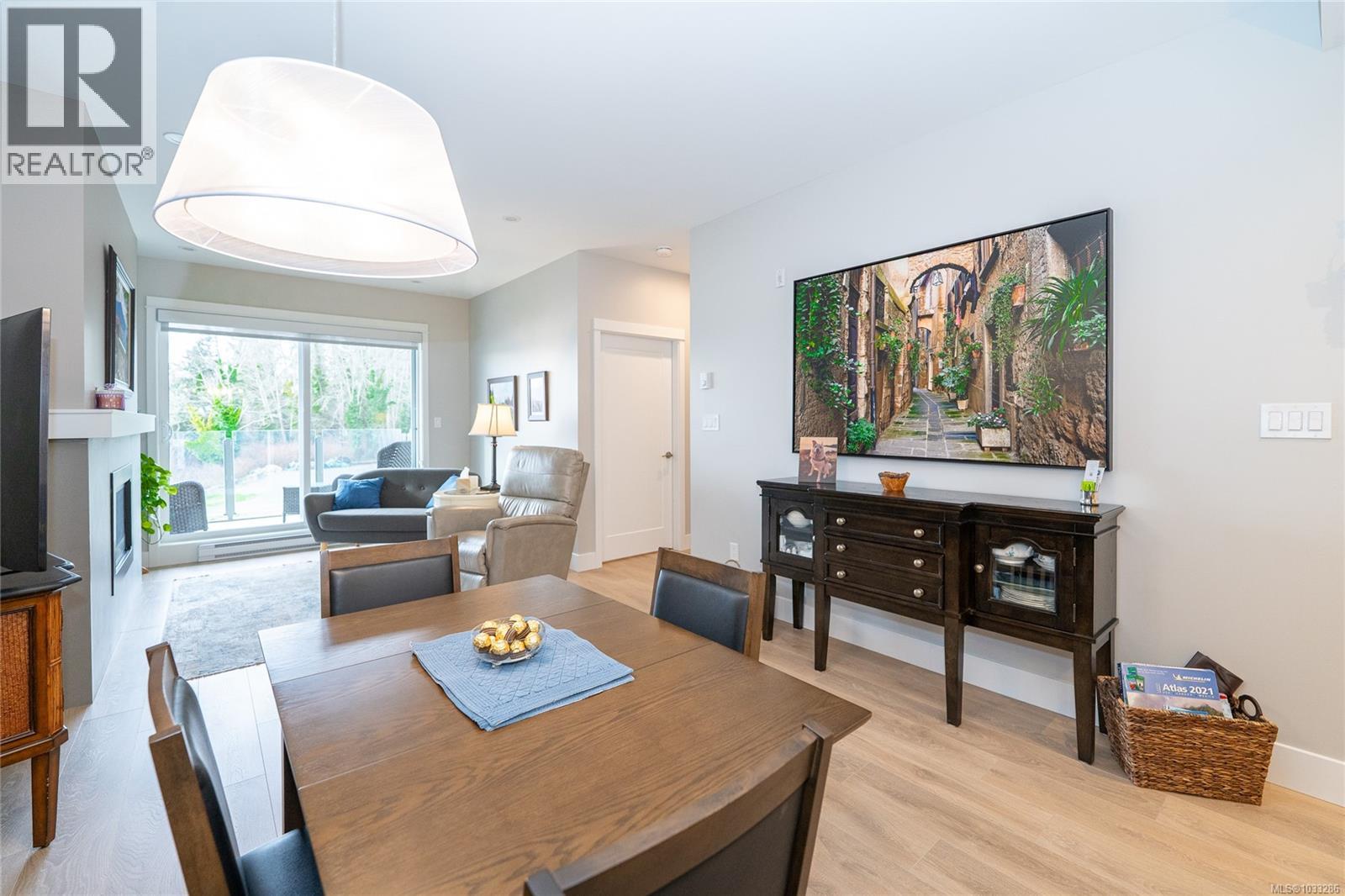 207 1820 Maple Avenue South, Sooke