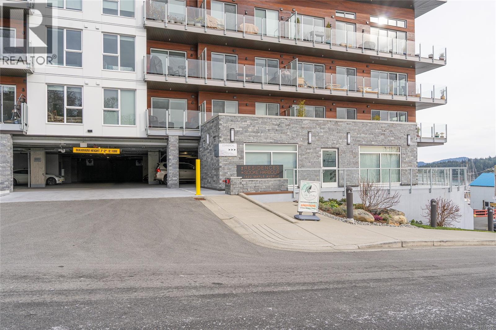 207 1820 Maple Avenue South, Sooke