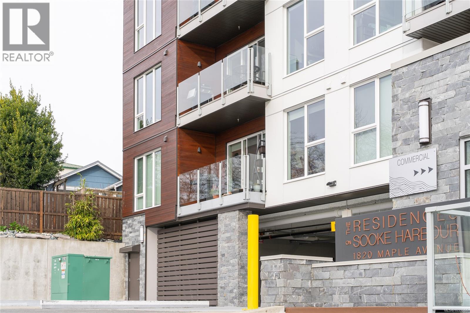 207 1820 Maple Avenue South, Sooke