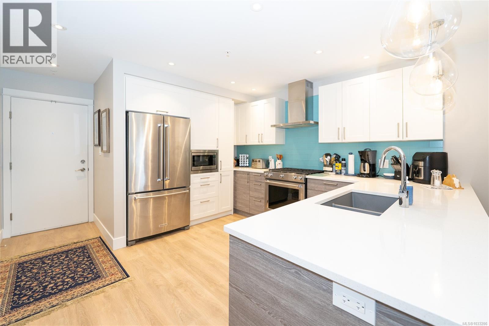 207 1820 Maple Avenue South, Sooke