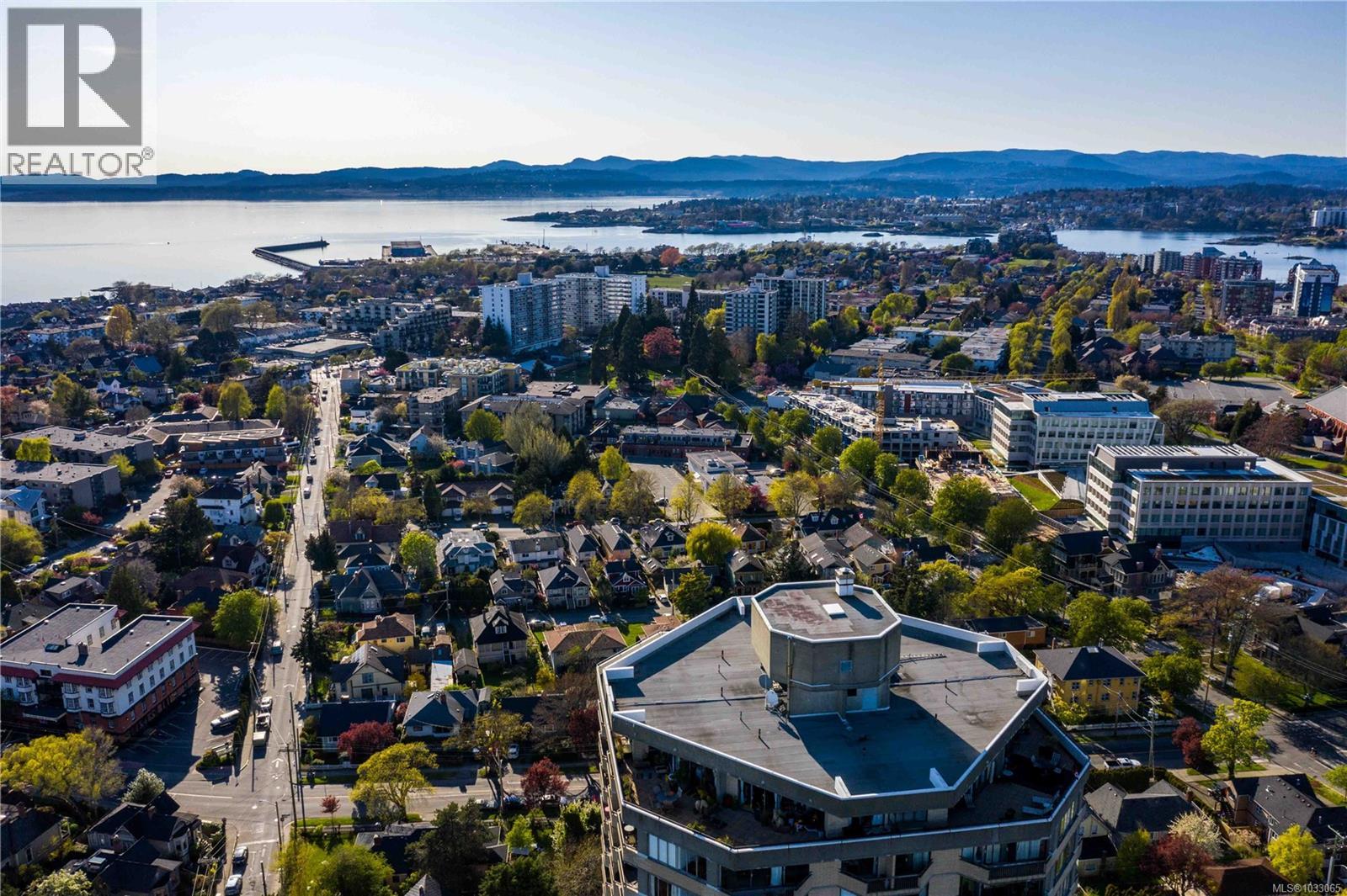 1906 620 Toronto Street, Victoria