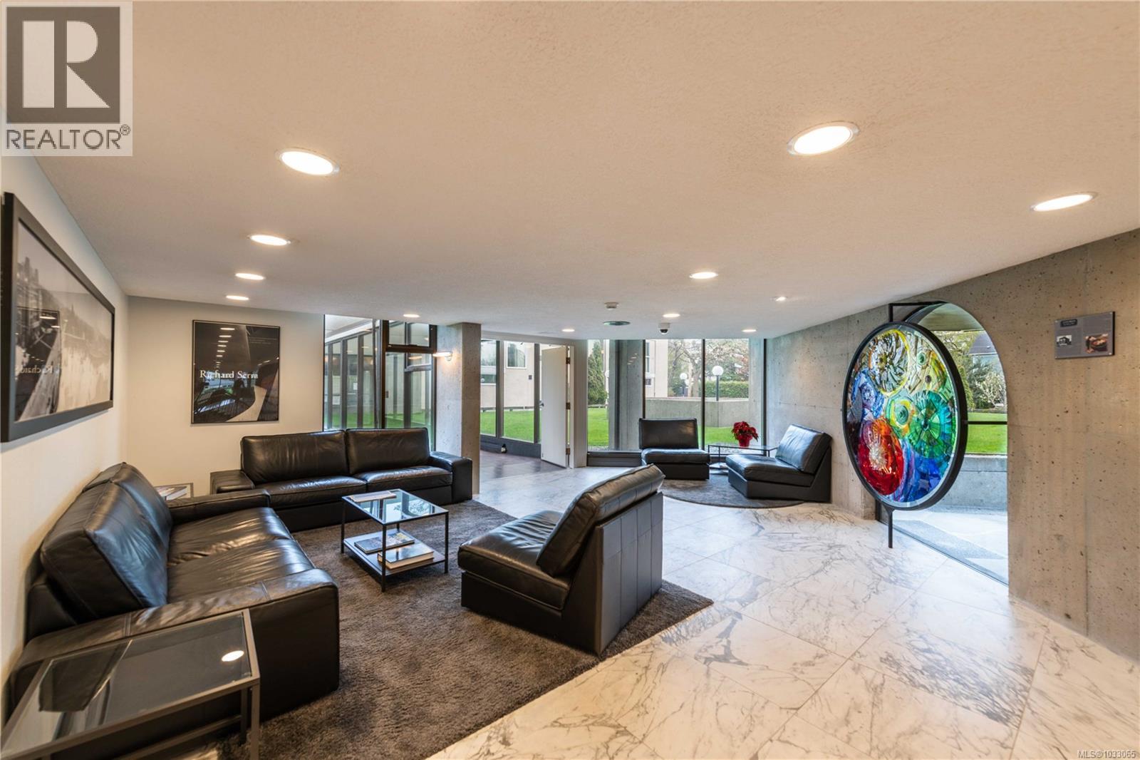 1906 620 Toronto Street, Victoria