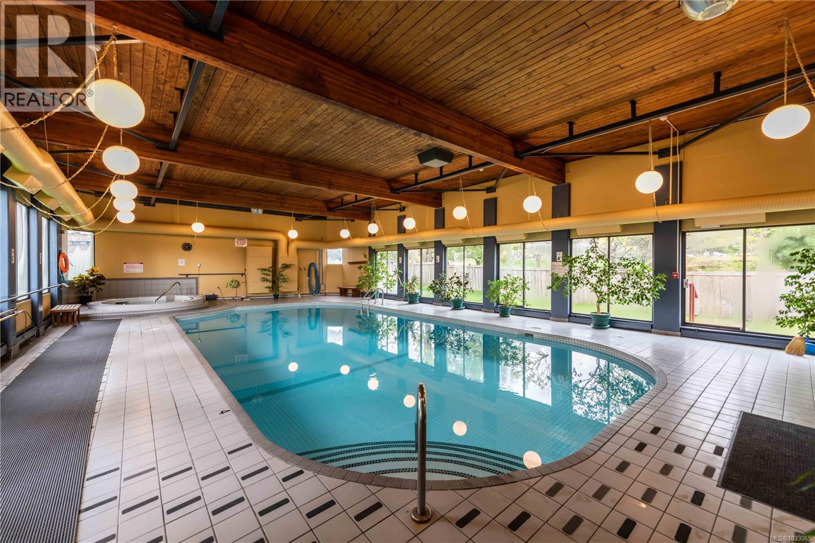 1906 620 Toronto Street, Victoria