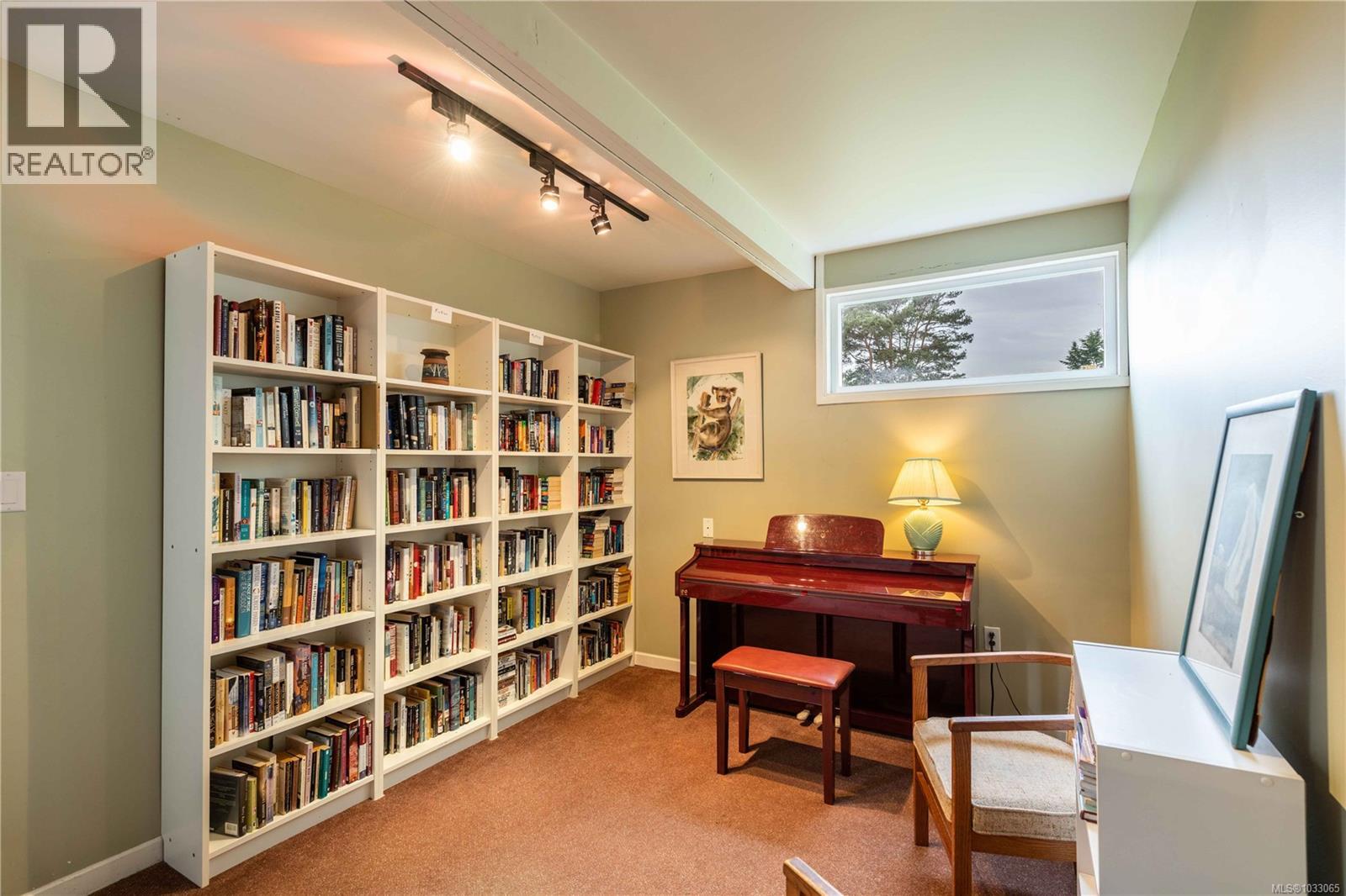 1906 620 Toronto Street, Victoria