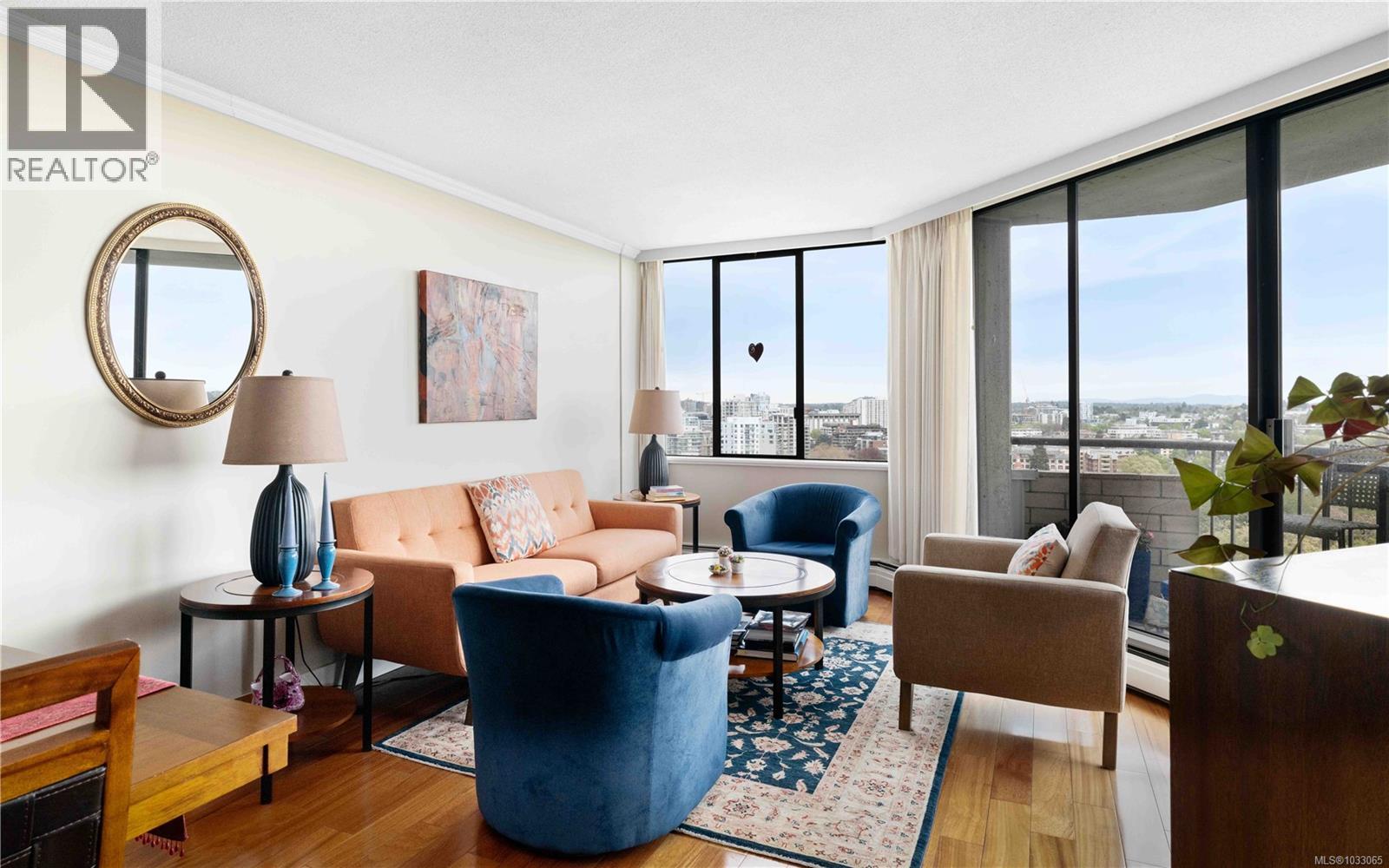 1906 620 Toronto Street, Victoria