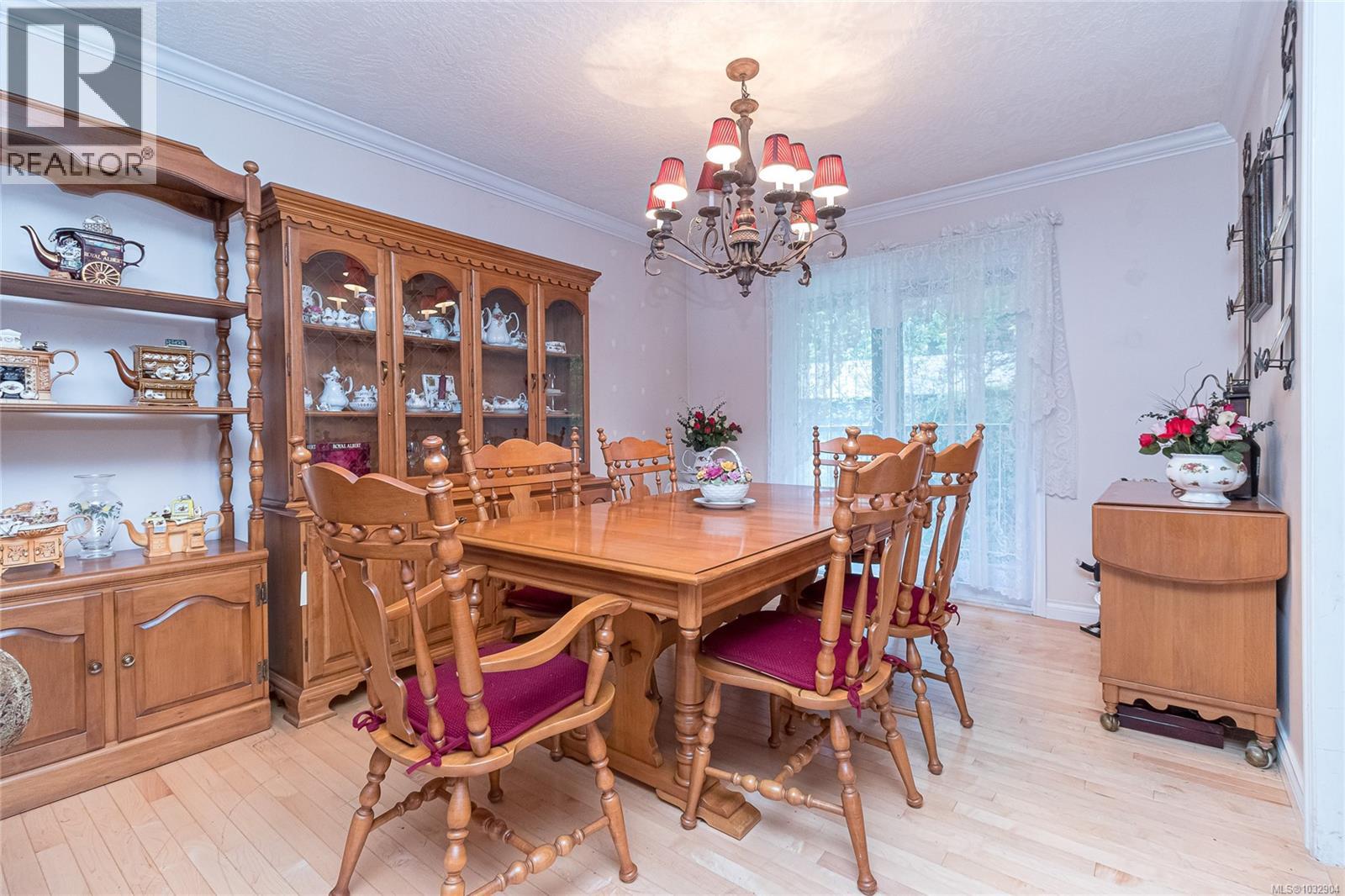1005 Sluggett Rd - 11