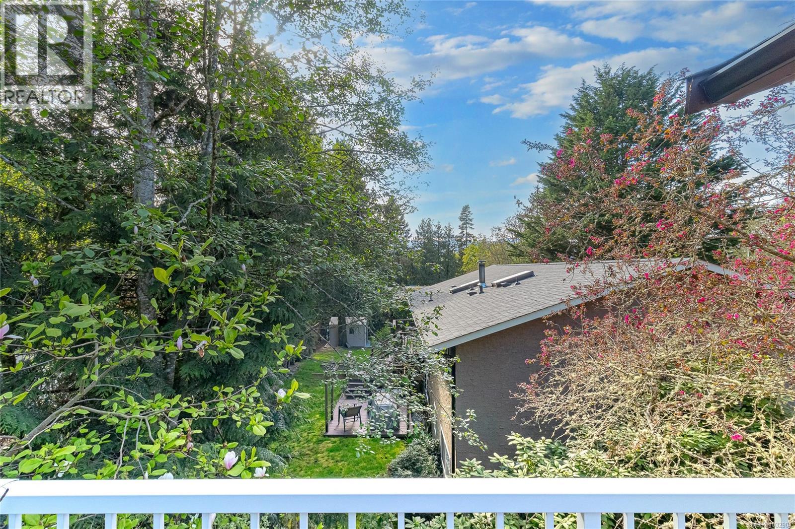  1005 Sluggett Road, Central Saanich