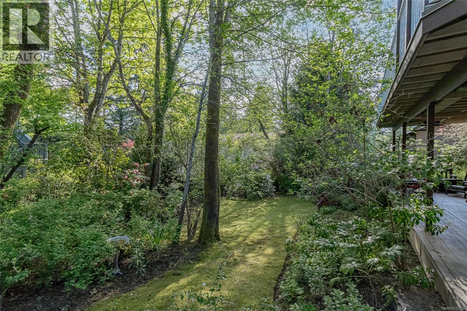  1005 Sluggett Road, Central Saanich