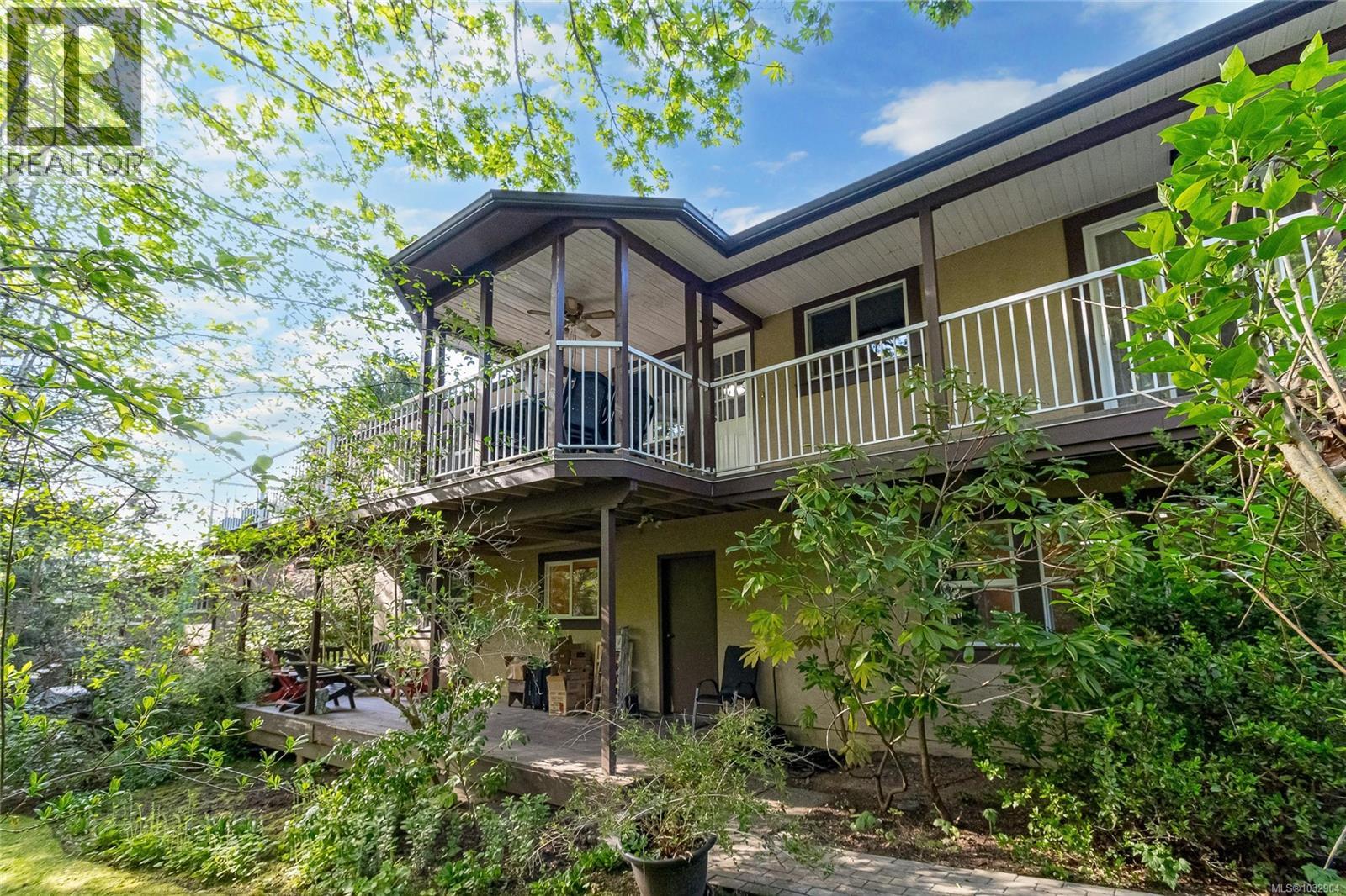  1005 Sluggett Road, Central Saanich