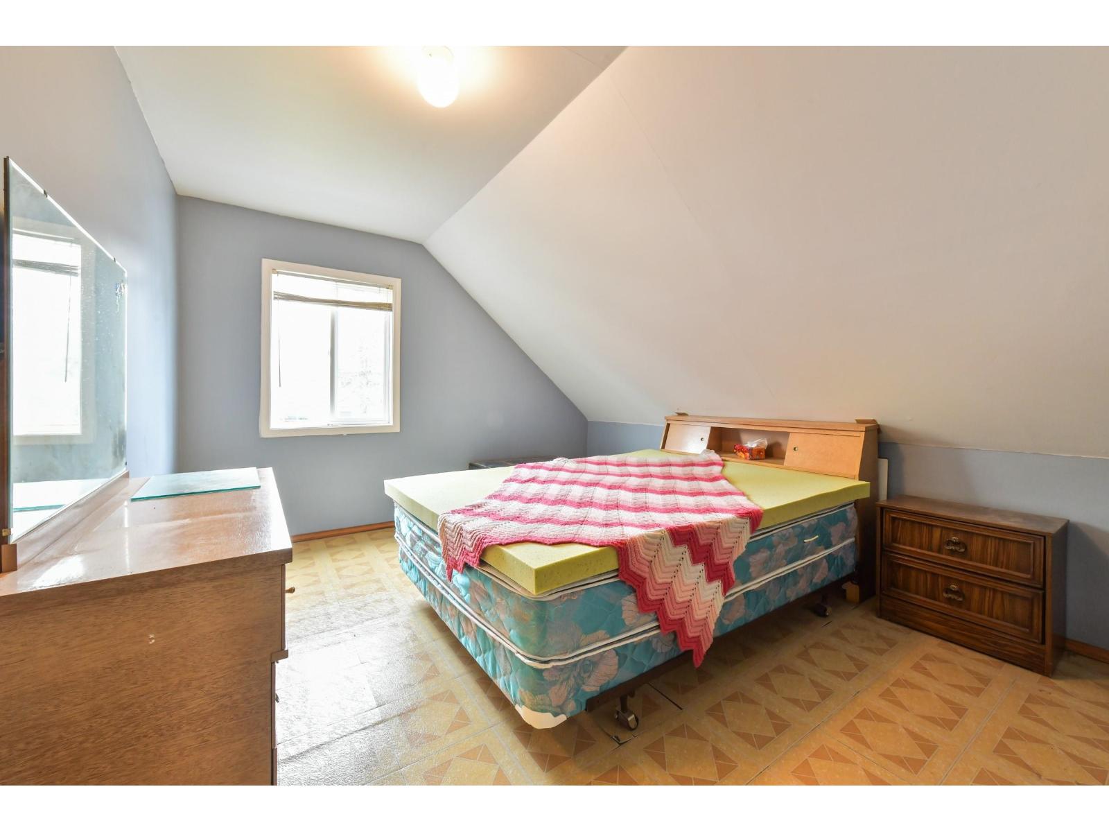 7544 MURRAY STREET — photo 16