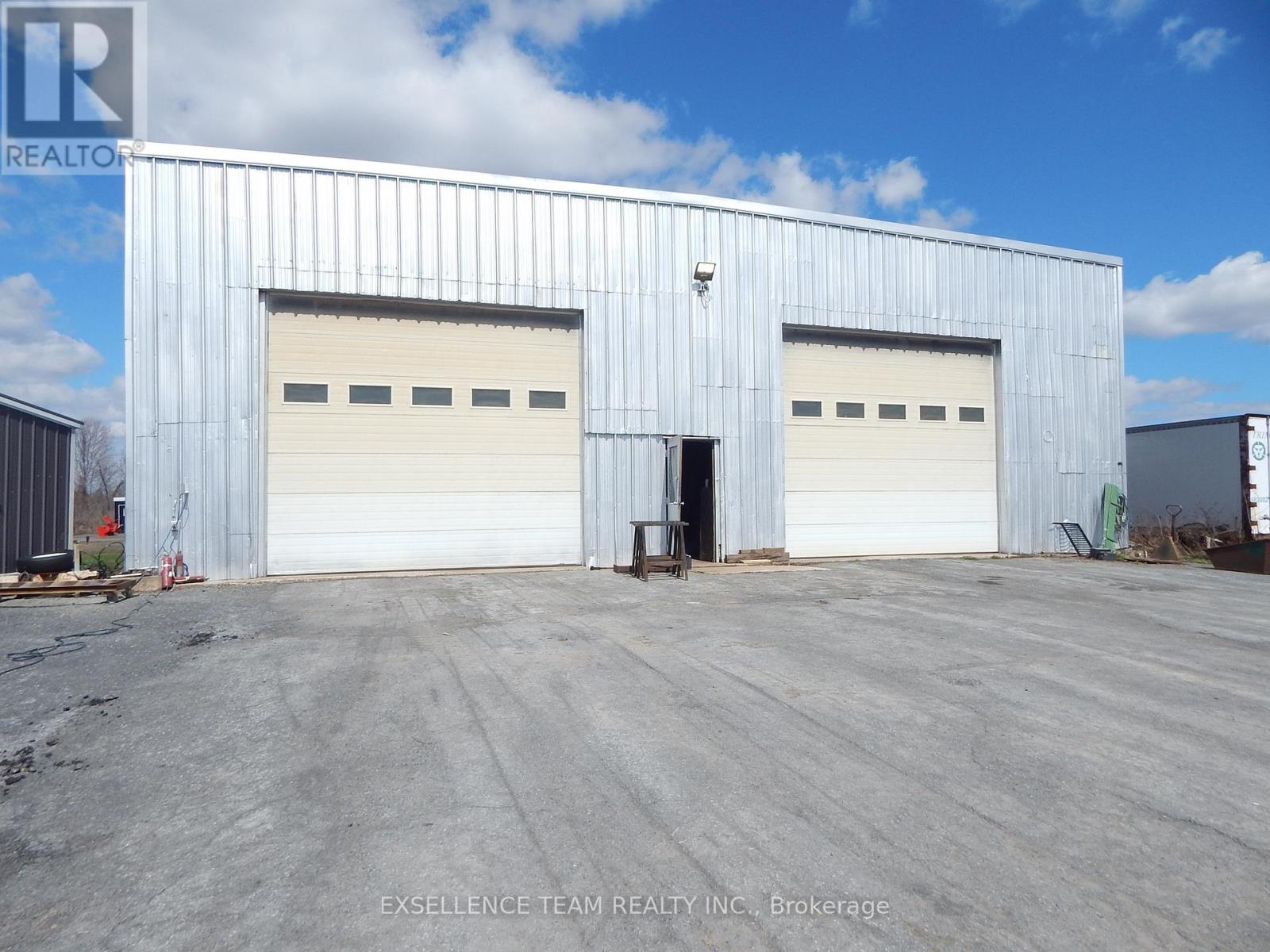 Garage/Workshop